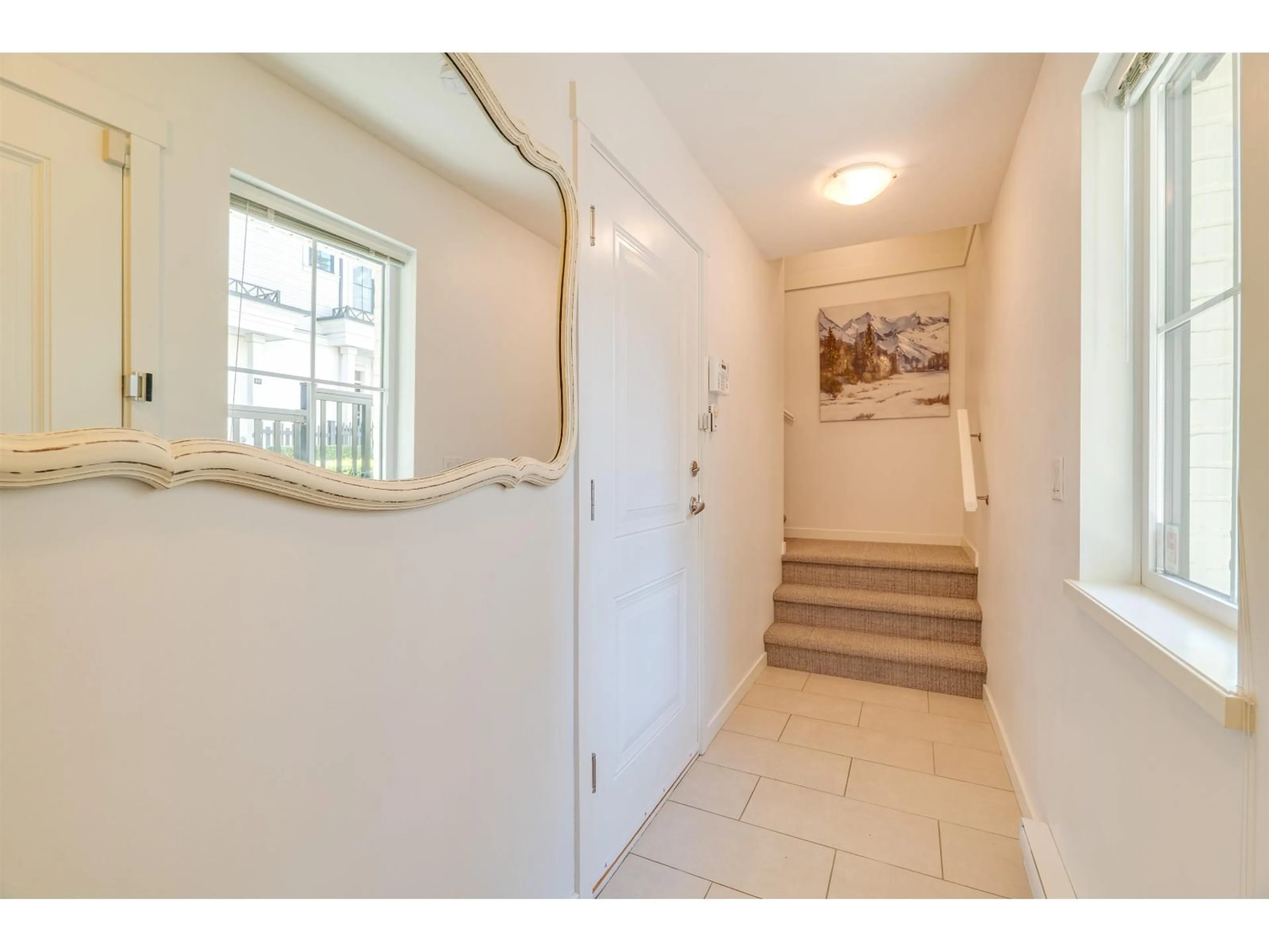 Indoor entryway for 39 - 14888 62 AVENUE, Surrey British Columbia V3S6T7