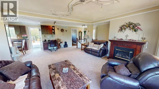 14802 PINECONE ROAD, Fort St. John 4