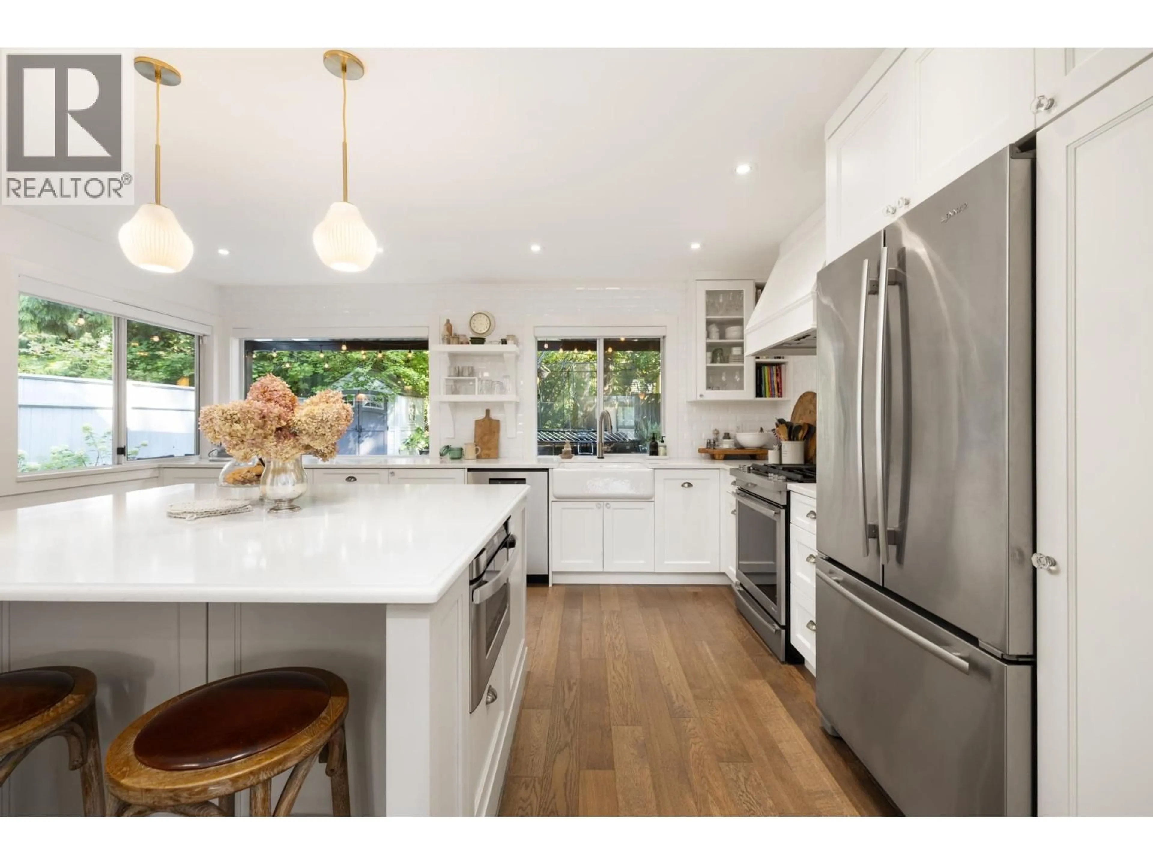 Open concept kitchen, unknown for 3558 EVERGLADE PLACE, North Vancouver British Columbia V7N3T9