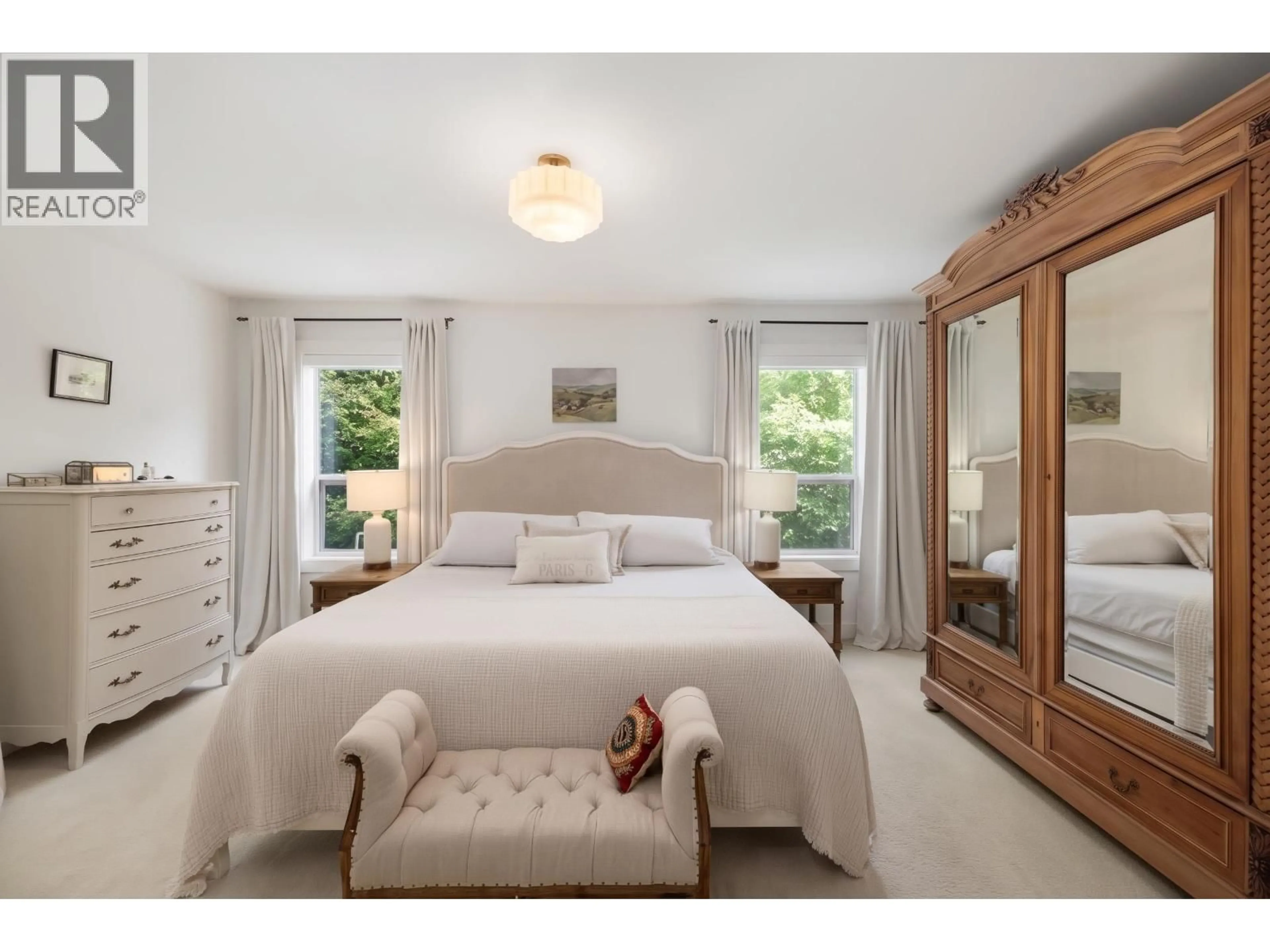Bedroom with bed, unknown for 3558 EVERGLADE PLACE, North Vancouver British Columbia V7N3T9
