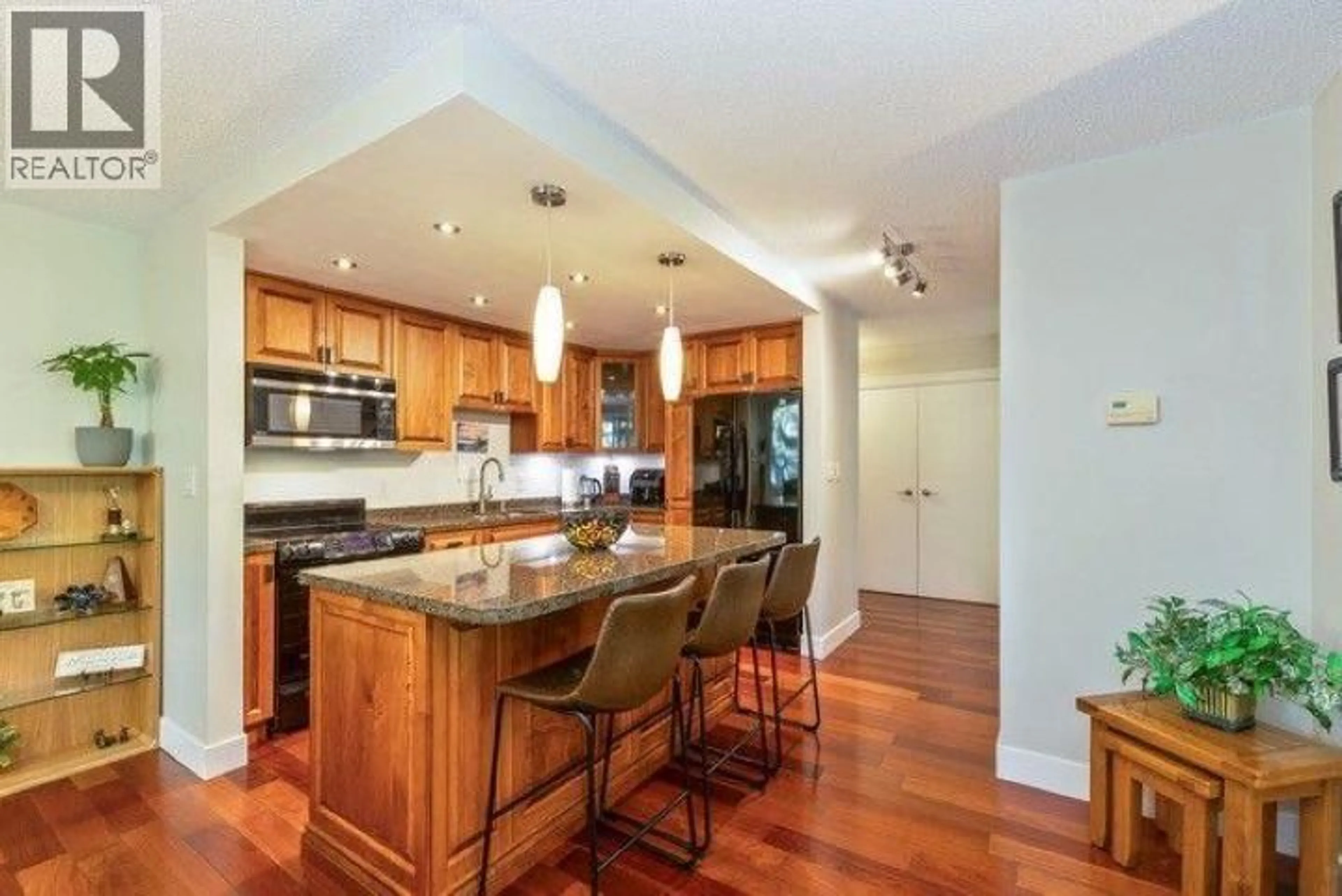 Open concept kitchen, unknown for 511 - 1350 VIEW CRESCENT, Delta British Columbia V4L2K3
