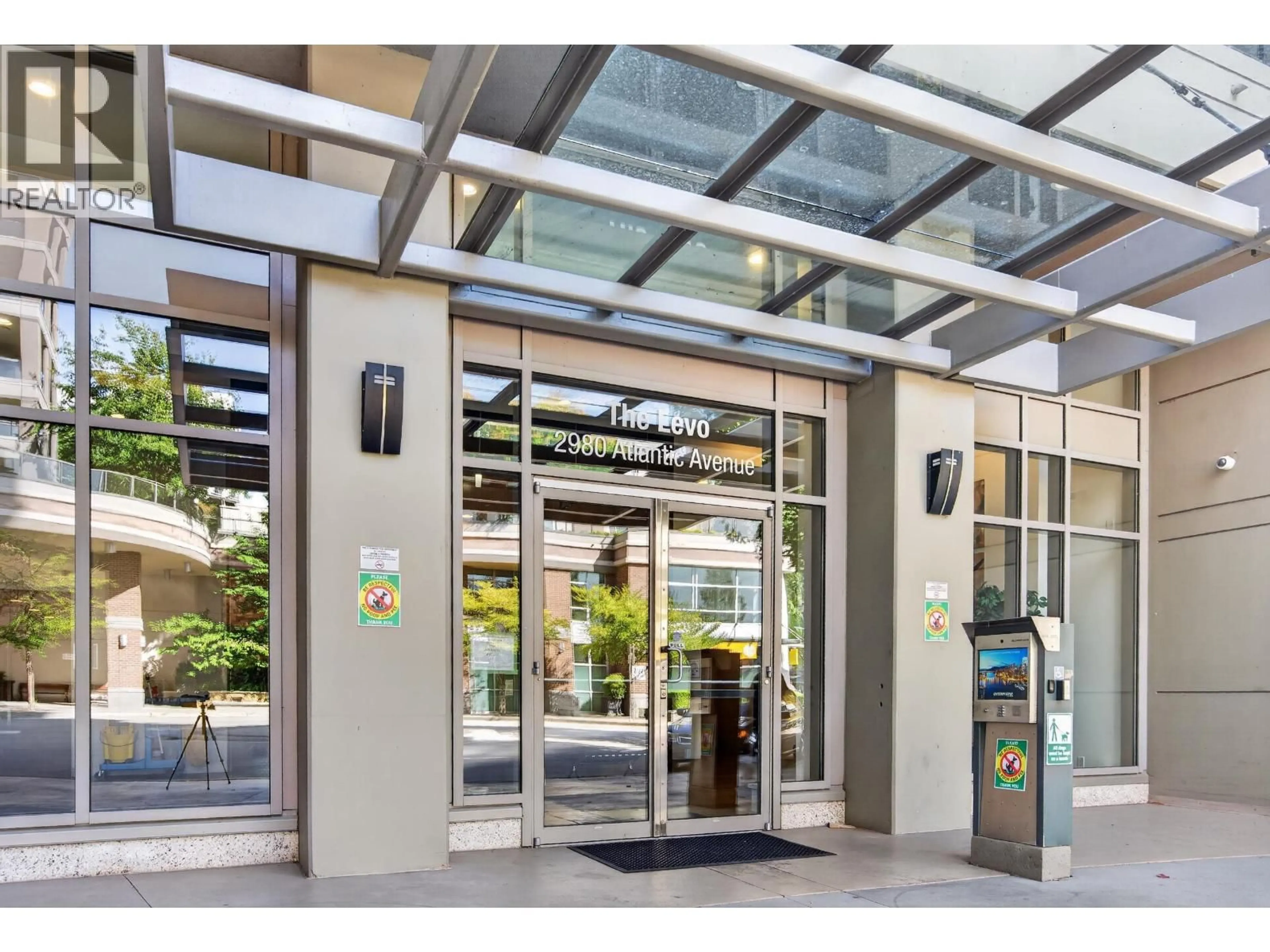 Indoor foyer for 1803 - 2980 ATLANTIC AVENUE, Coquitlam British Columbia V3B0G2