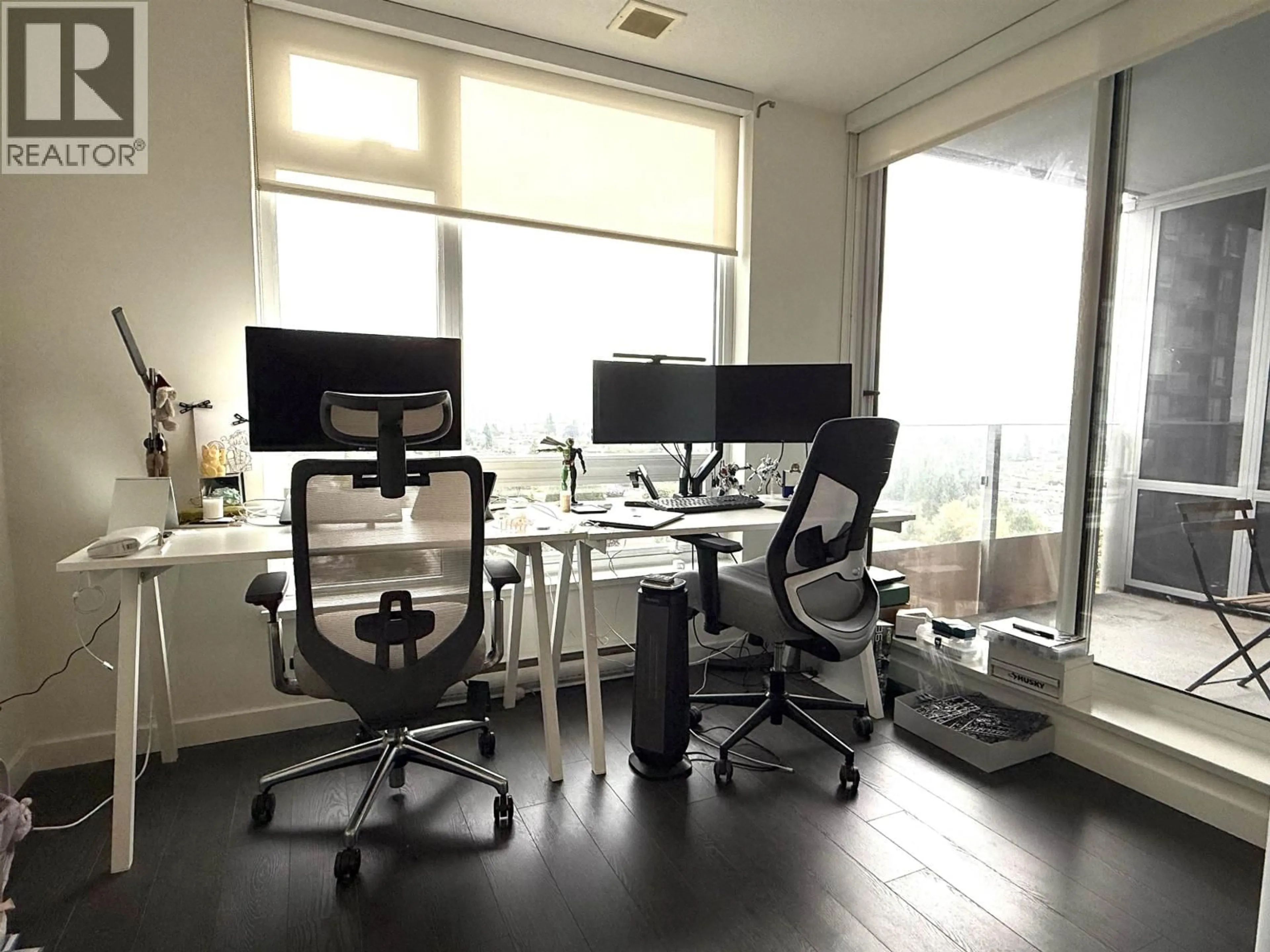 A pic of a room for 1903 - 5515 BOUNDARY ROAD, Vancouver British Columbia V5R0E5