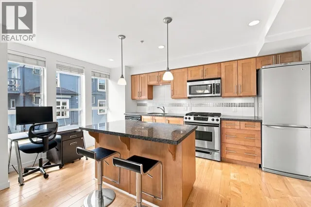 302 - 2626 ALBERTA STREET, Vancouver 2