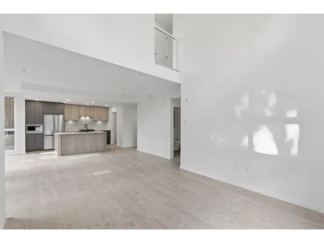 102 - 6585 195A STREET, Surrey 4