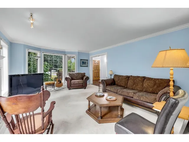 17588 28 AVENUE, Surrey 5