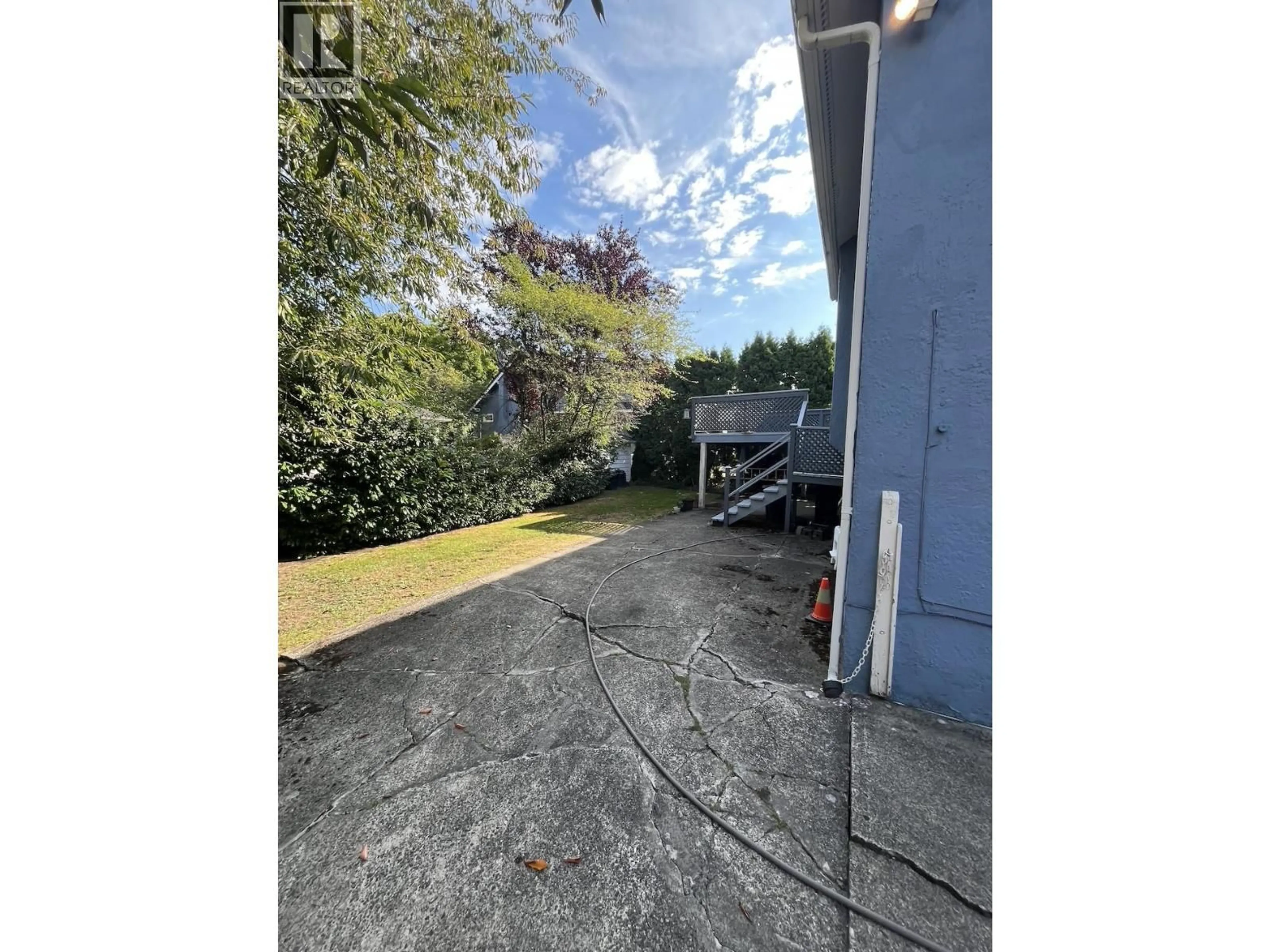 Unknown for 579 24TH AVENUE, Vancouver British Columbia V5Z2B5