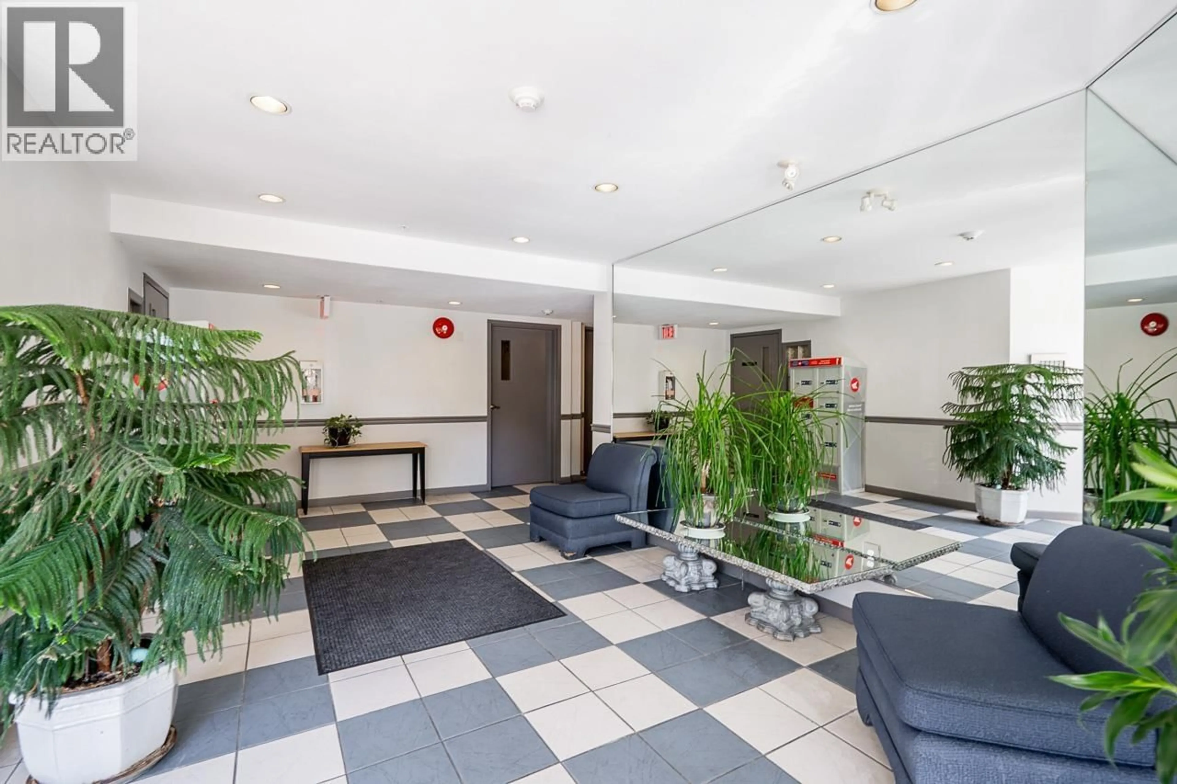 Lobby for #212 - 4758 53 STREET, Delta British Columbia V4K2Z1