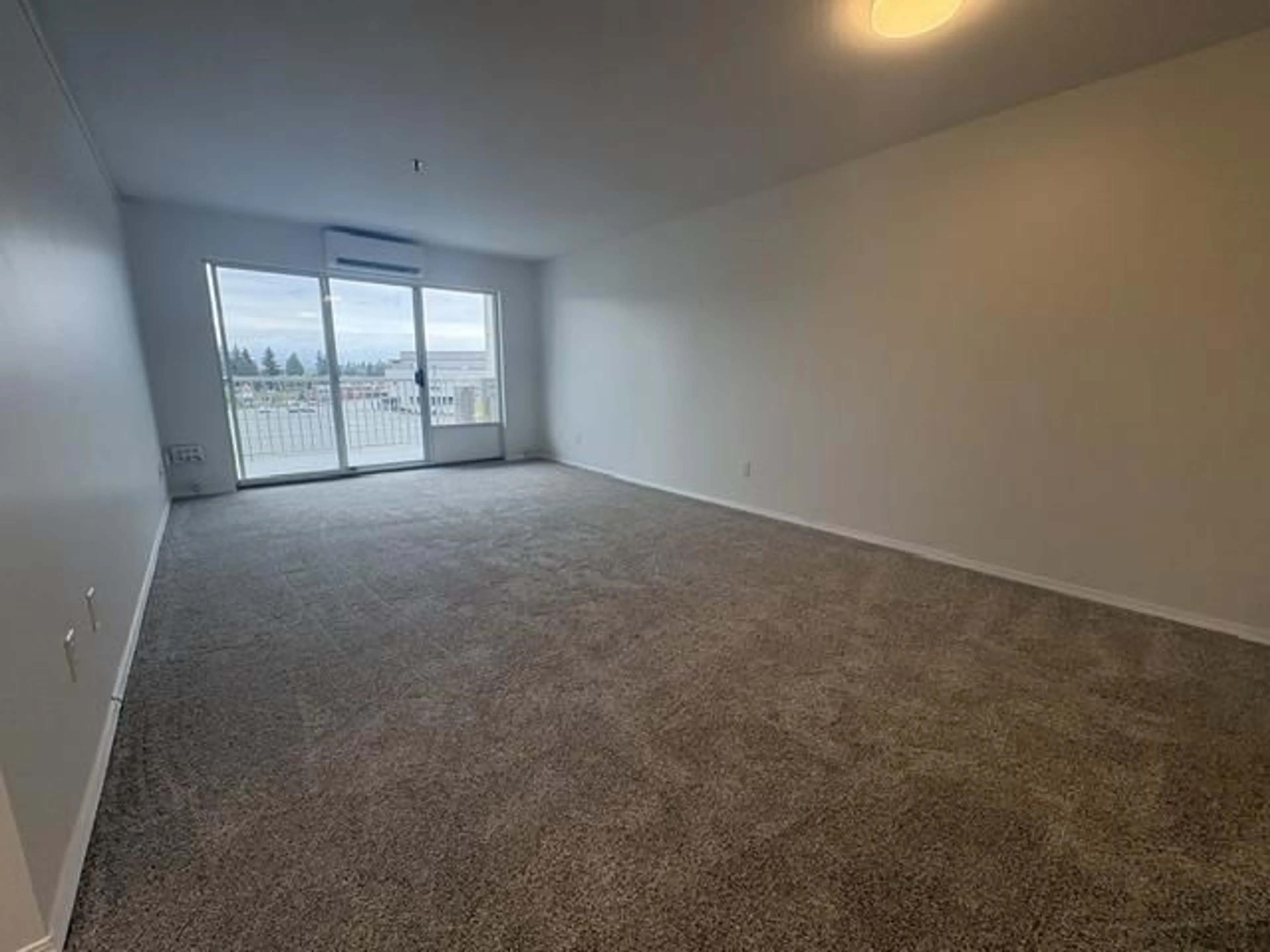 A pic of a room for 310 - 33535 KING ROAD, Abbotsford British Columbia V2S6Z5