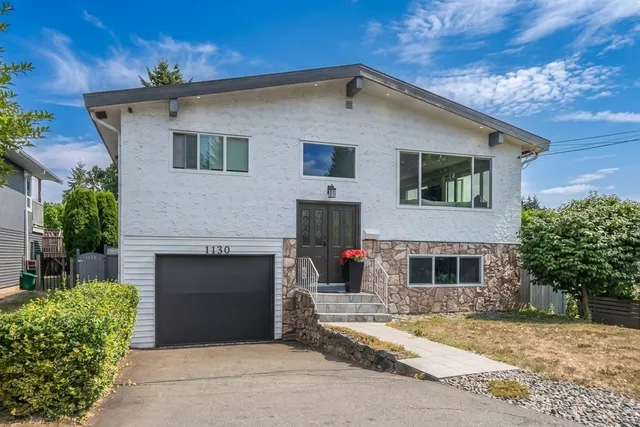 1130 MAPLE STREET, White Rock 2