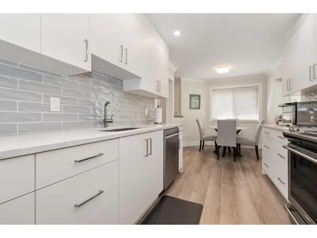14 - 46349 CESSNA DRIVE, Chilliwack 3