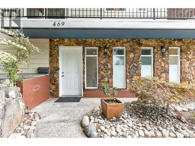 469 LAURENTIAN CRESCENT, Coquitlam 4