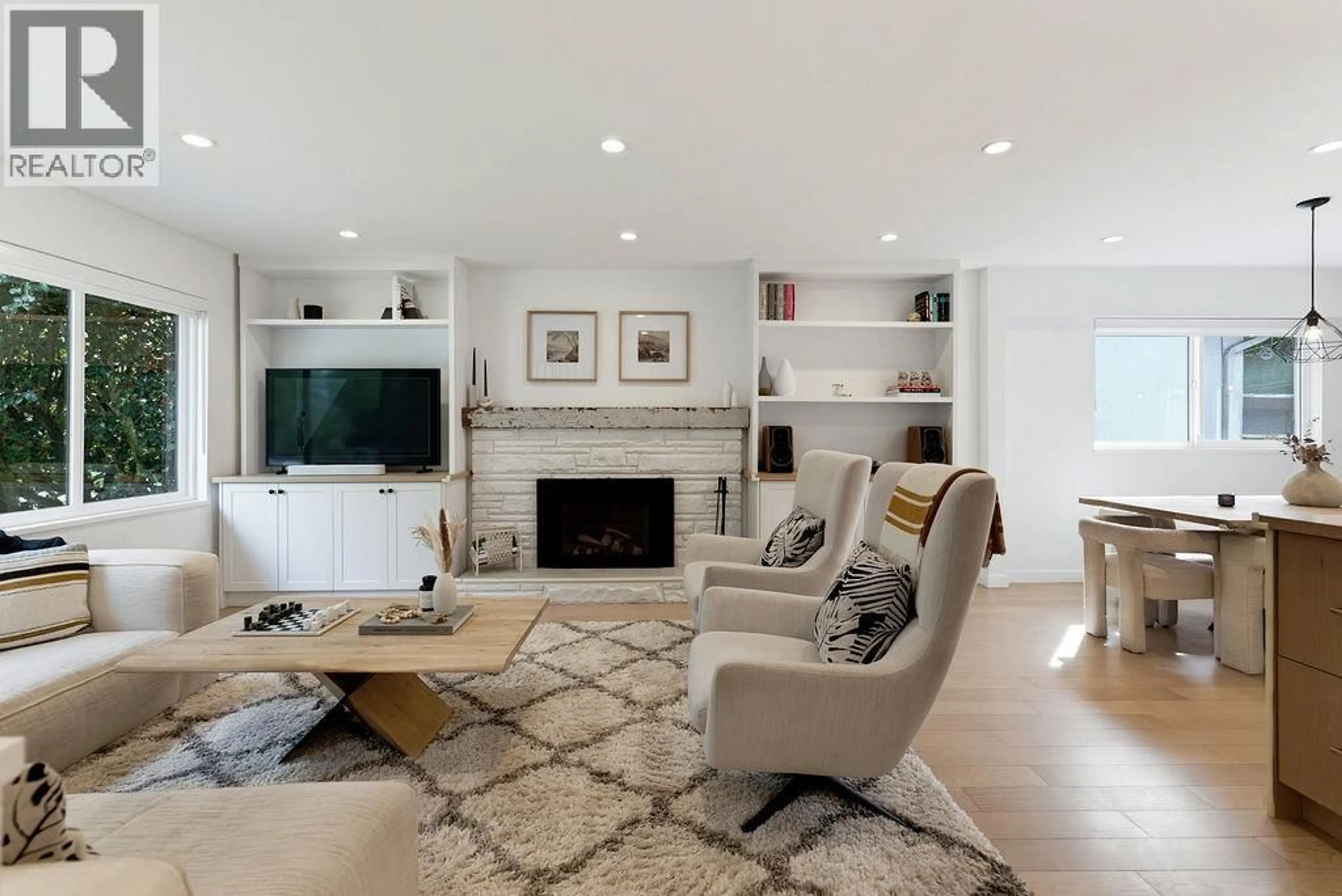 Living room with furniture, unknown for 4921 CHESTER STREET, Vancouver British Columbia V5W3A7