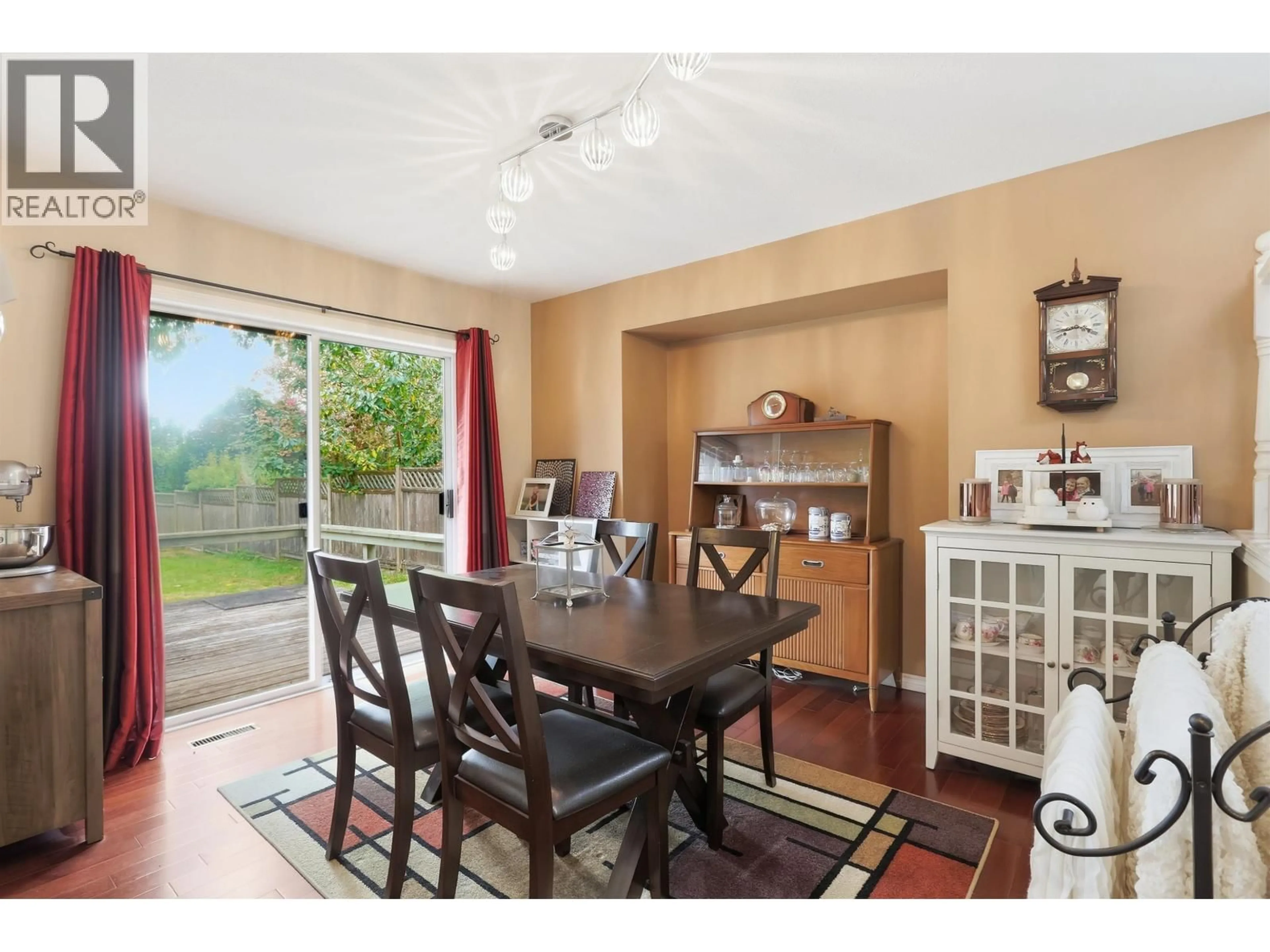 Dining room, unknown for 1461 BONNIEBROOK HEIGHTS ROAD, Gibsons British Columbia V0N1V1