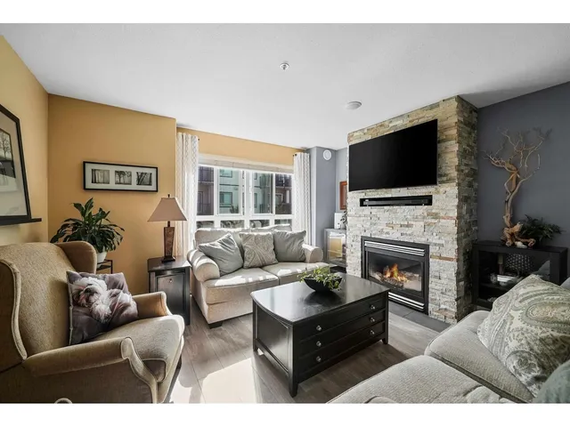 406 - 22022 49 AVENUE, Langley 5