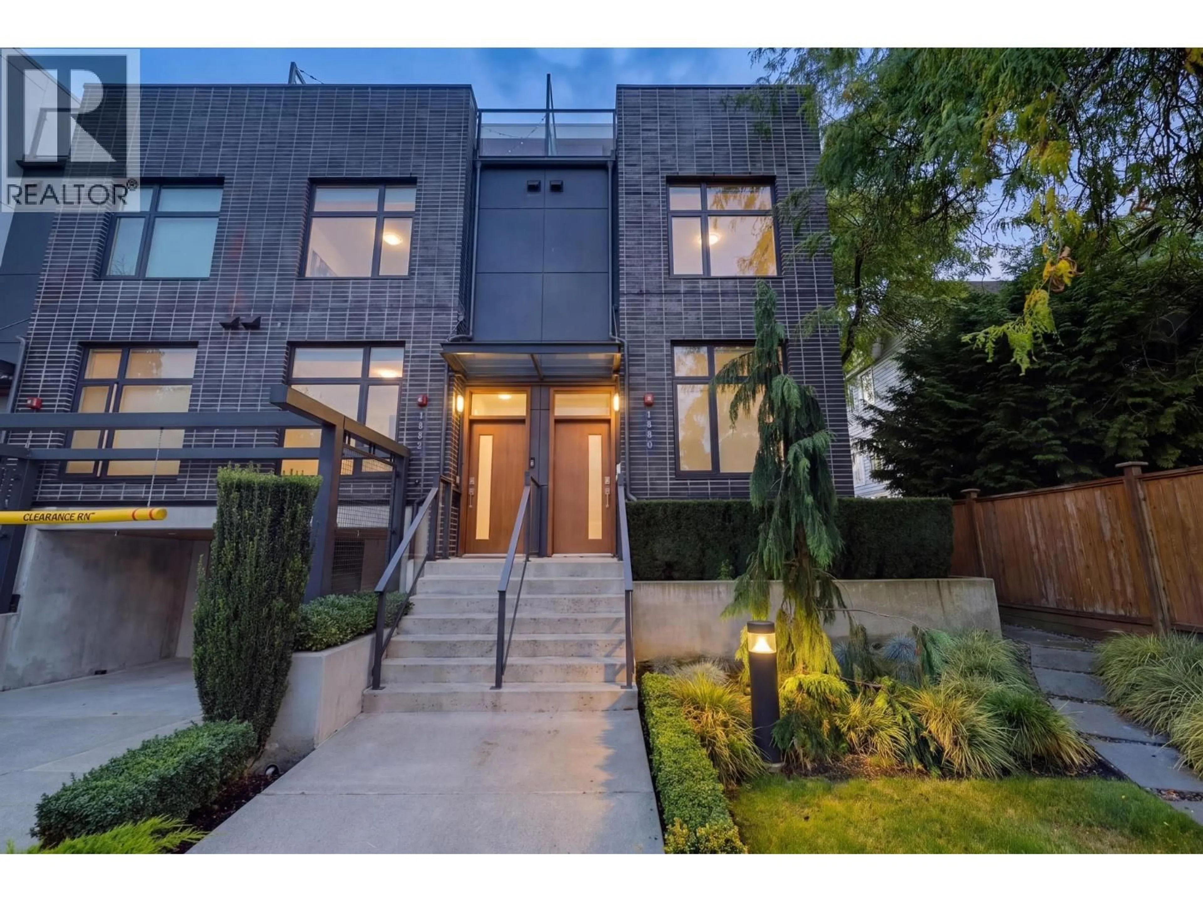 Unknown for 1880 GEORGIA STREET, Vancouver British Columbia V5L2B6