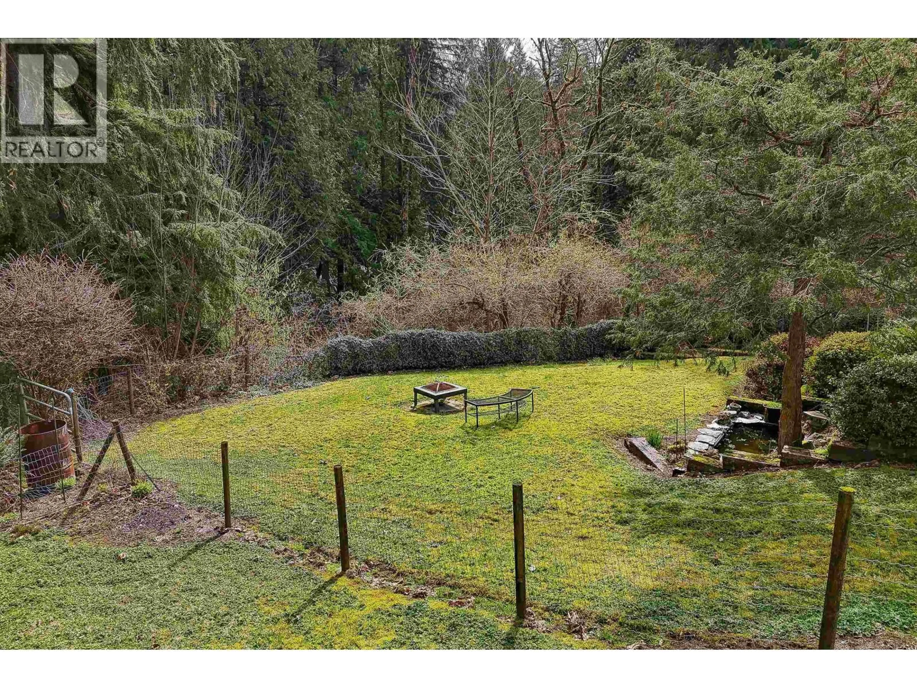 A pic from outside/outdoor area/front of a property/back of a property/a pic from drone, forest/trees view for 11626 248 STREET, Maple Ridge British Columbia V4R1H7