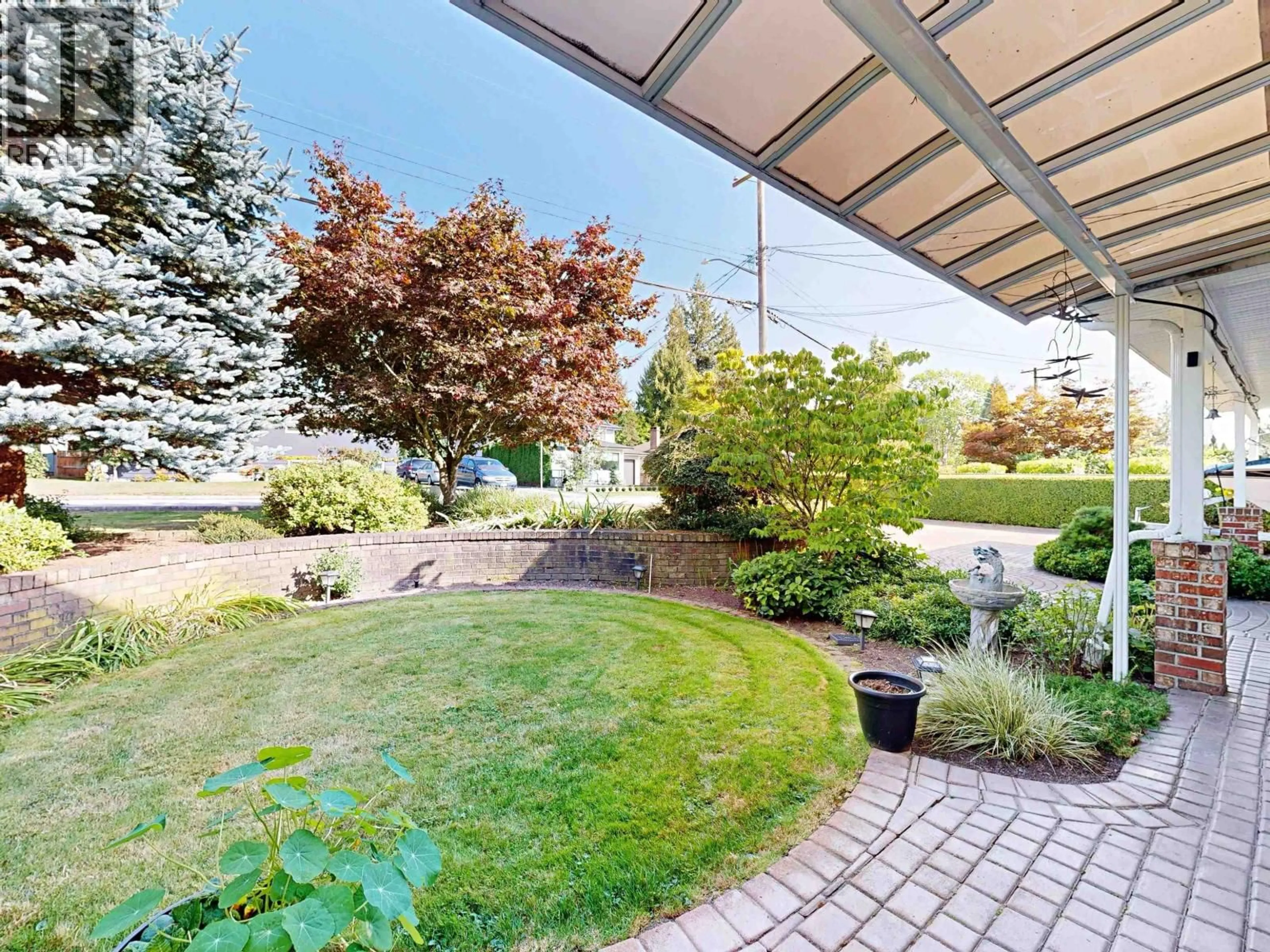 Patio, street for 901 DUNDONALD DRIVE, Port Moody British Columbia V3H1B8