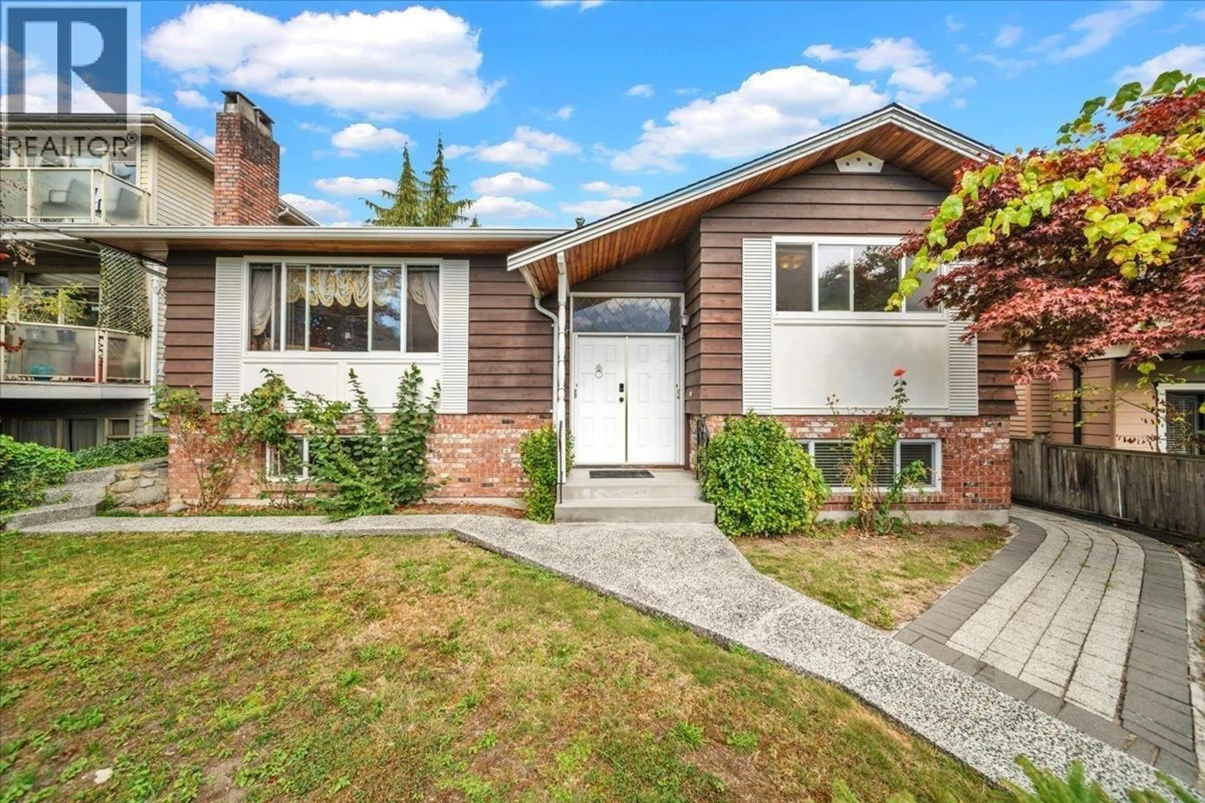 Home with brick exterior material, street for 1433 KINGS AVENUE, West Vancouver British Columbia V7T2C7