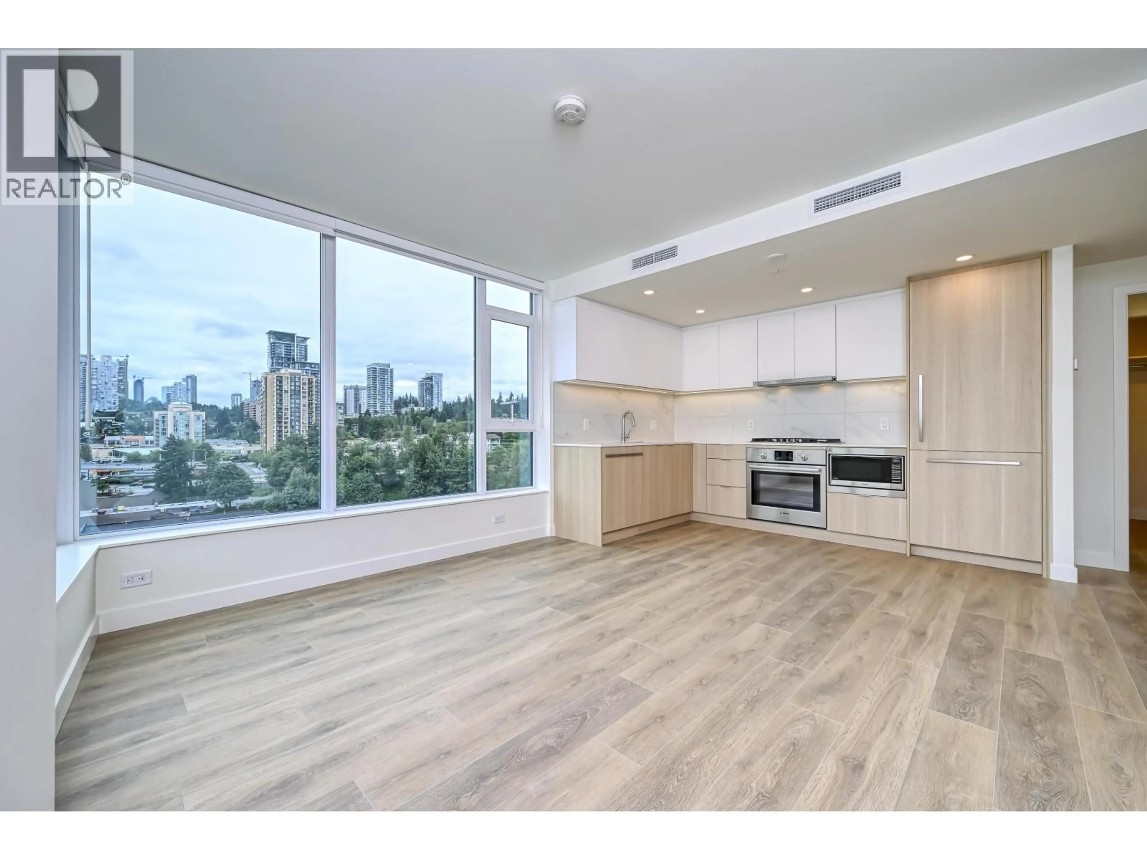 Open concept kitchen, unknown for 1009 - 318 ALDERSON AVENUE, Coquitlam British Columbia V3K0J1