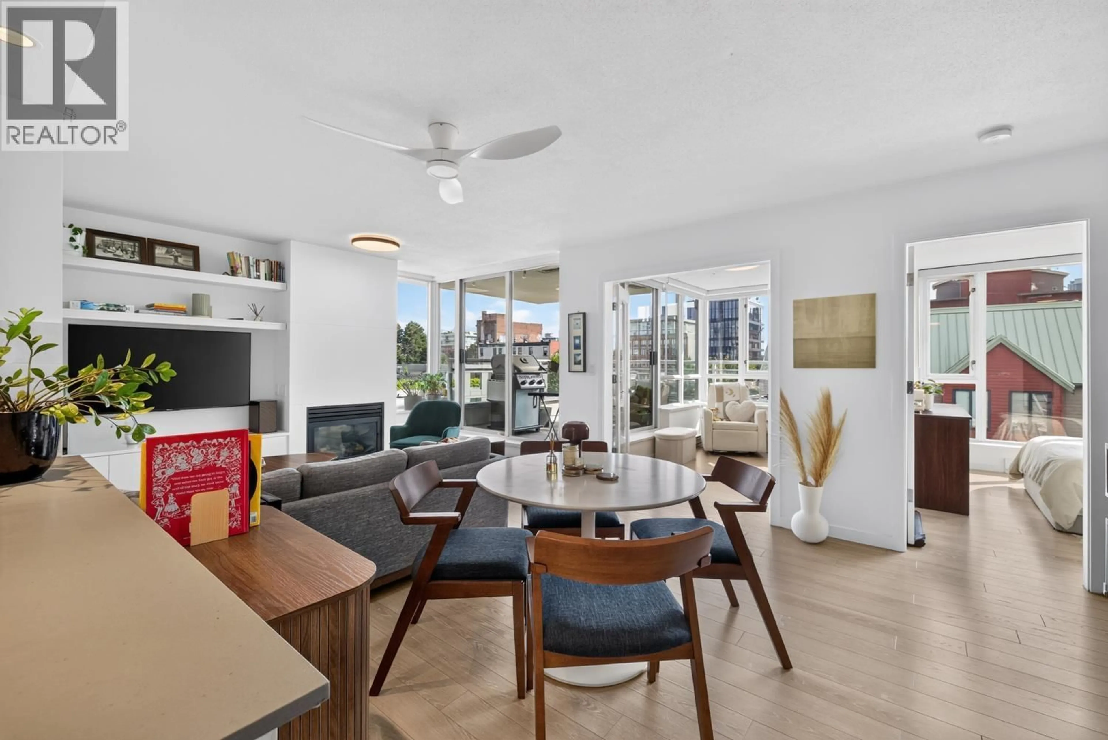 Living room with furniture, unknown for 502 - 120 MILROSS AVENUE, Vancouver British Columbia V6A4K7
