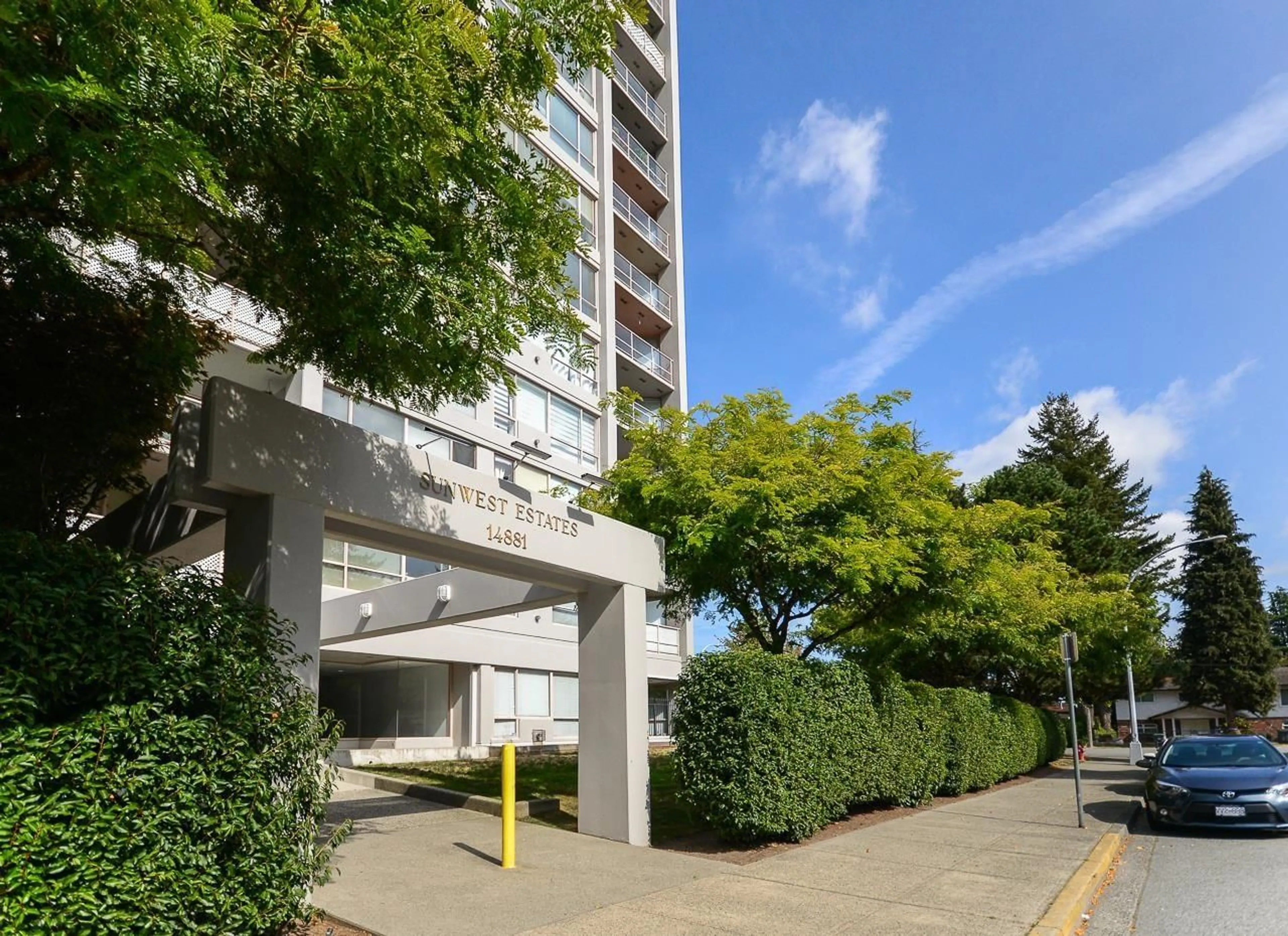 Unknown for 702 - 14881 103A AVENUE, Surrey British Columbia V3R0M5