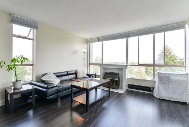 702 - 14881 103A AVENUE, Surrey 5
