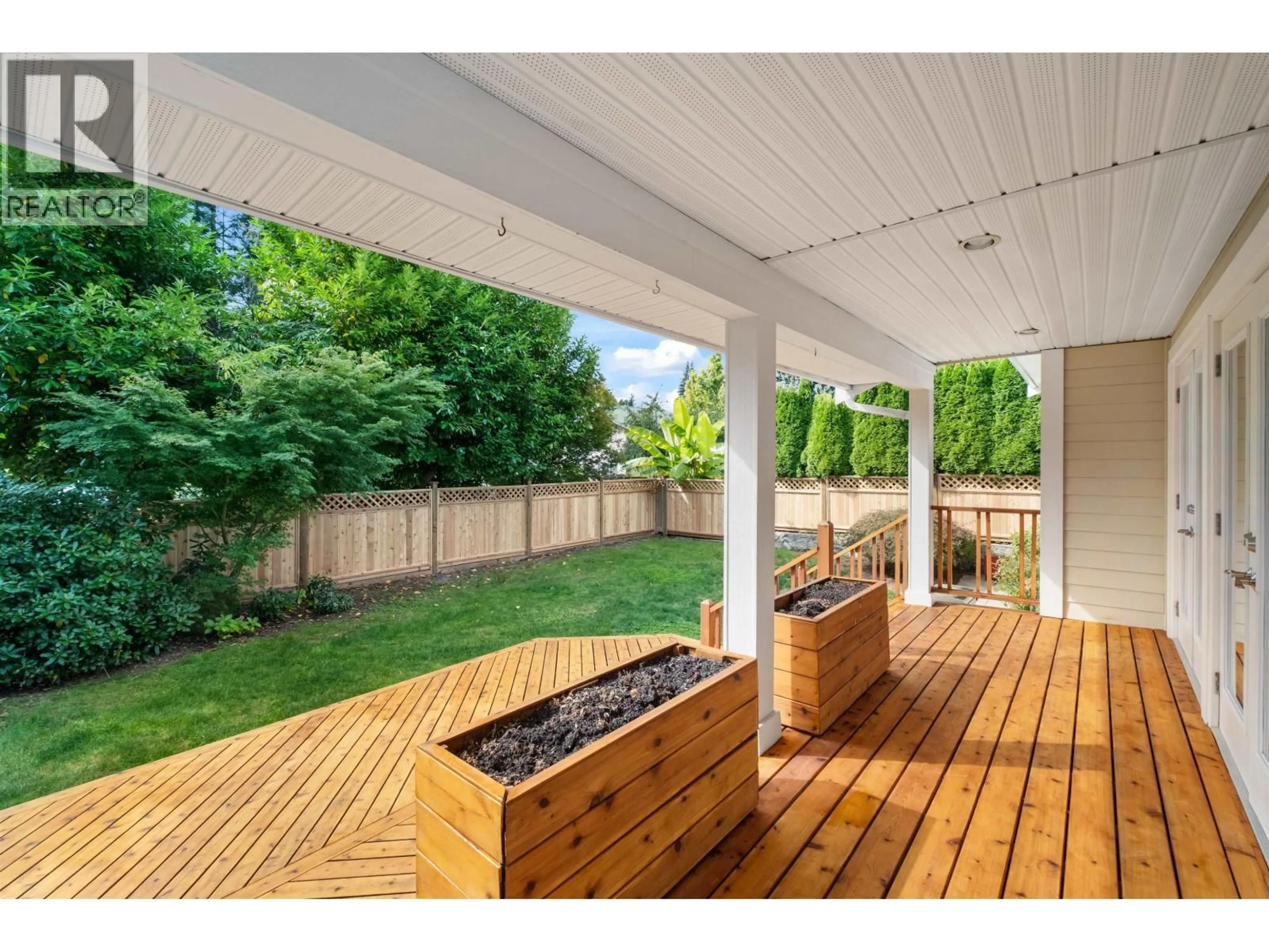 Patio, unknown for 1501 FREDERICK ROAD, North Vancouver British Columbia V7K1J6