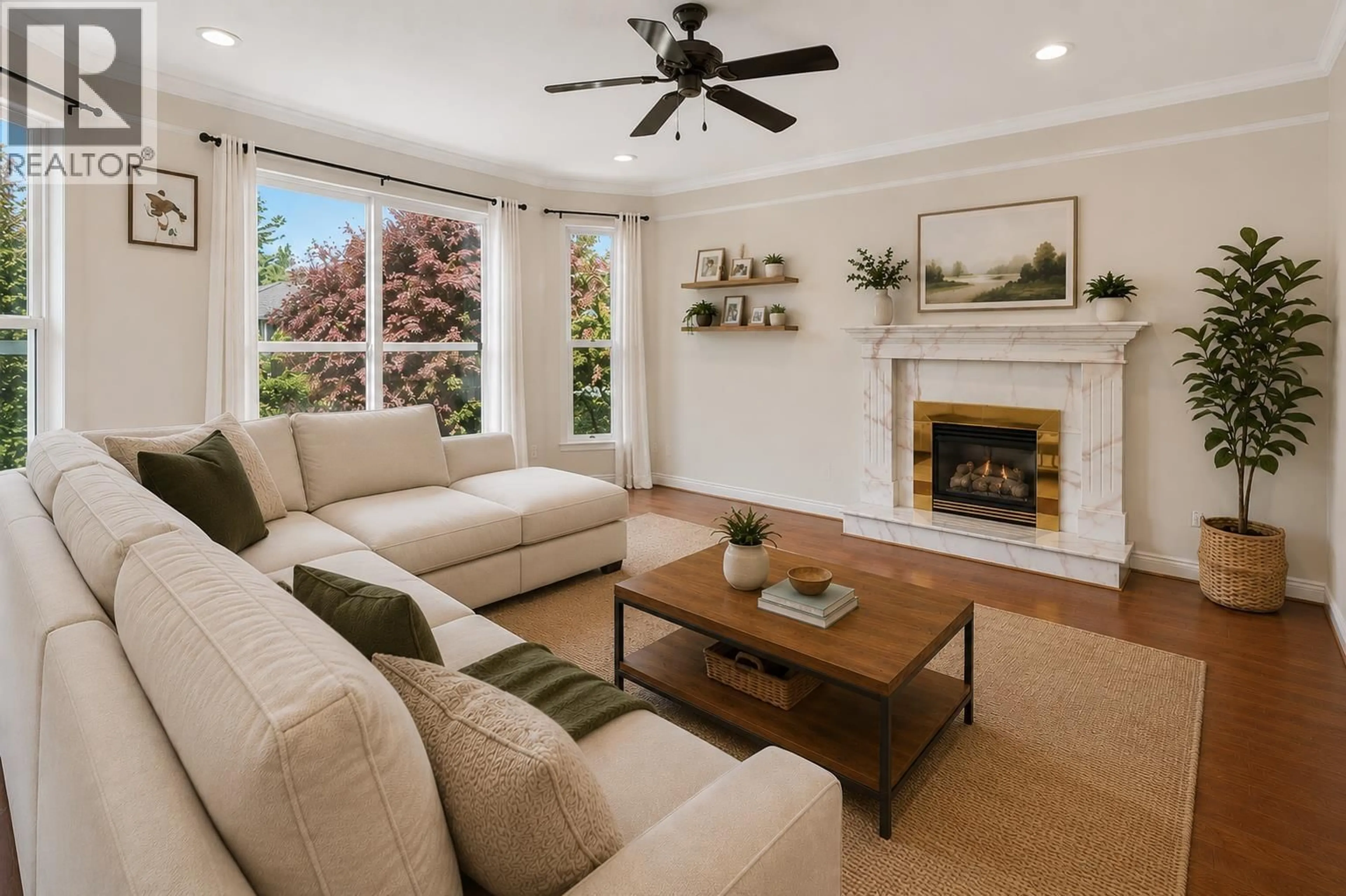 Living room with furniture, unknown for 8026 18TH AVENUE, Burnaby British Columbia V3N1J8