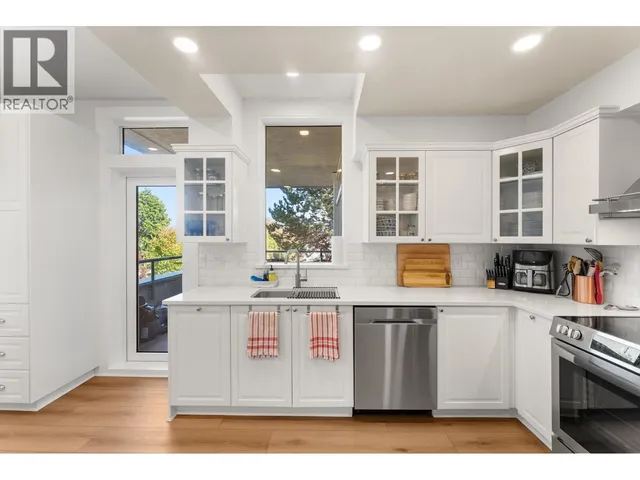 221 - 12873 RAILWAY AVENUE, Richmond 5