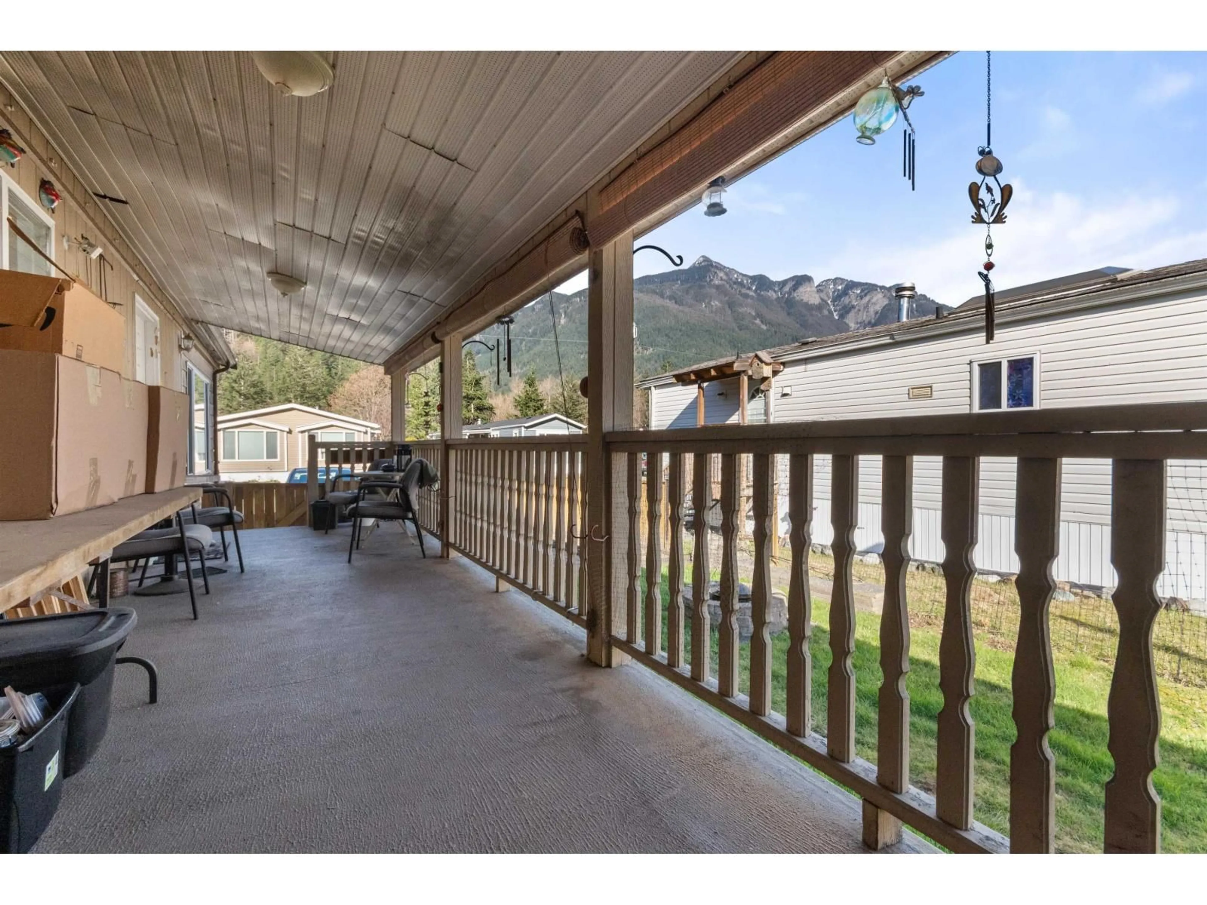 Patio, mountain view for 107 - 65367 KAWKAWA LAKE ROAD, Hope British Columbia V0X1L1