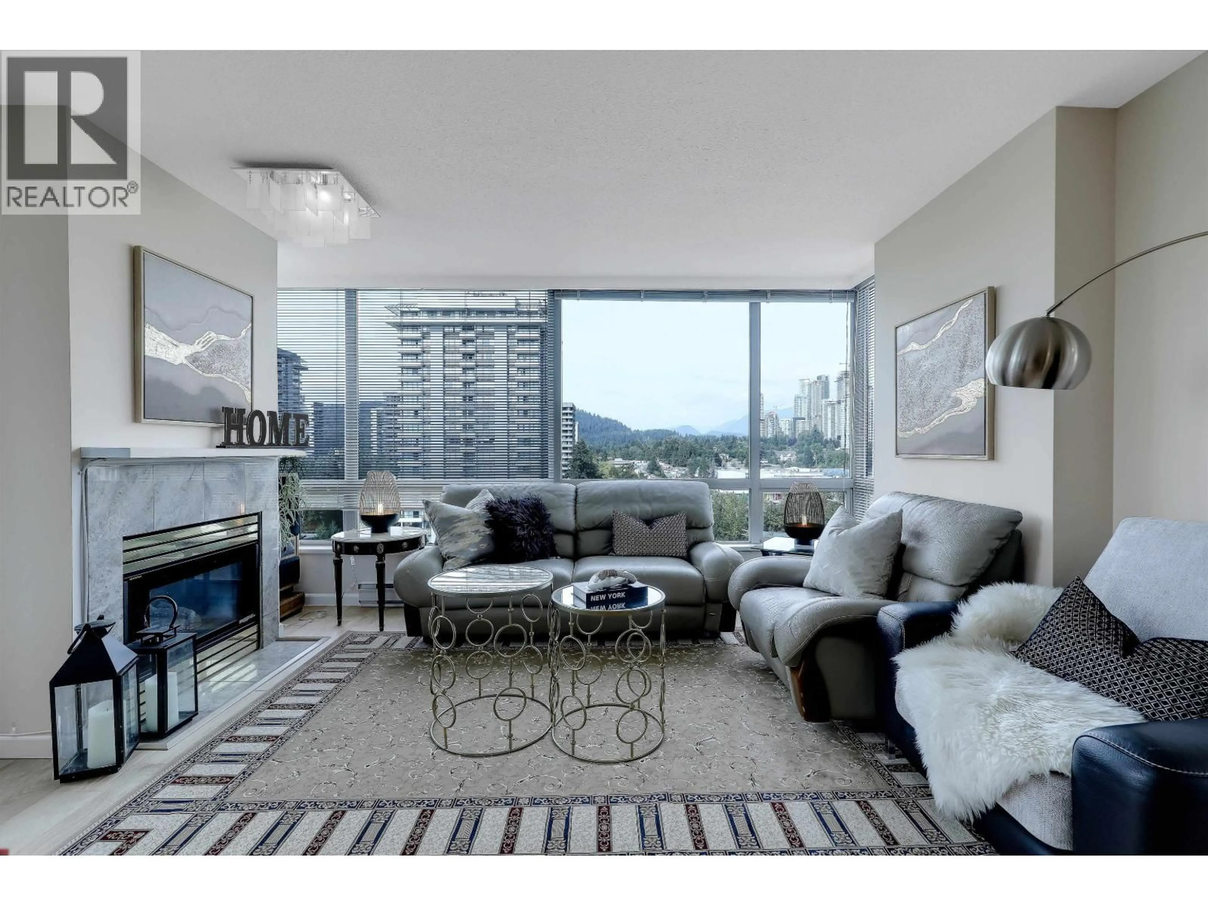Living room with furniture, unknown for 1906 - 9603 MANCHESTER DRIVE, Burnaby British Columbia V3N4Y7