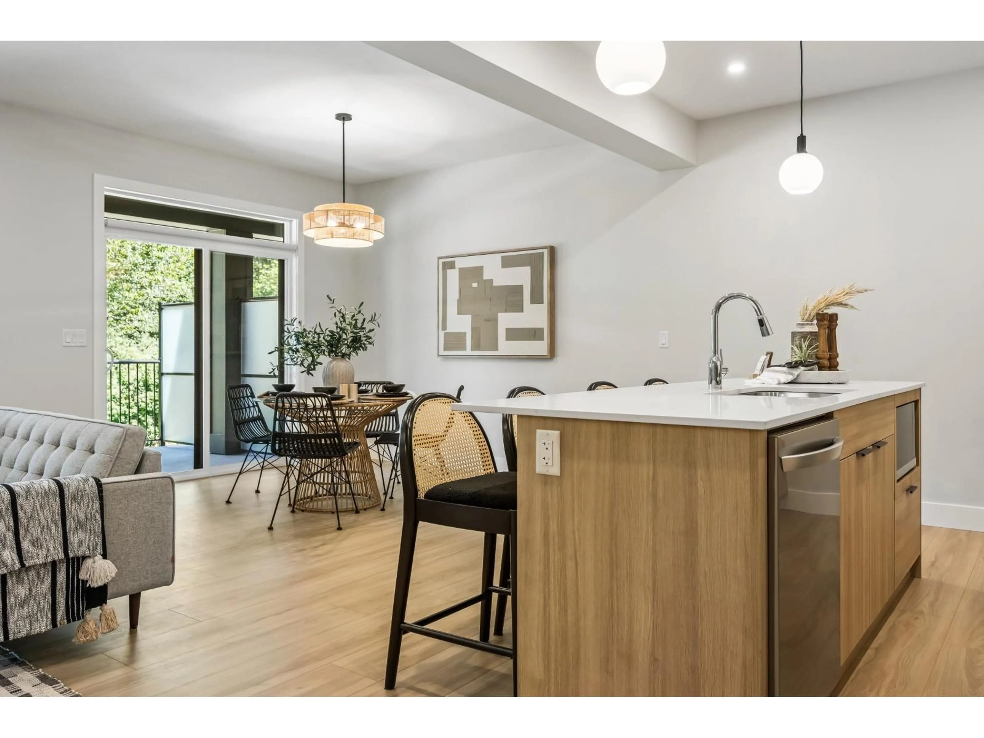 Open concept kitchen, wood/laminate floor for 2 - 8745 ASHWELL ROAD, Chilliwack British Columbia V2P0K5