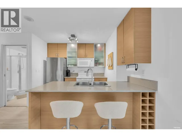 1401 - 928 HOMER STREET, Vancouver 2
