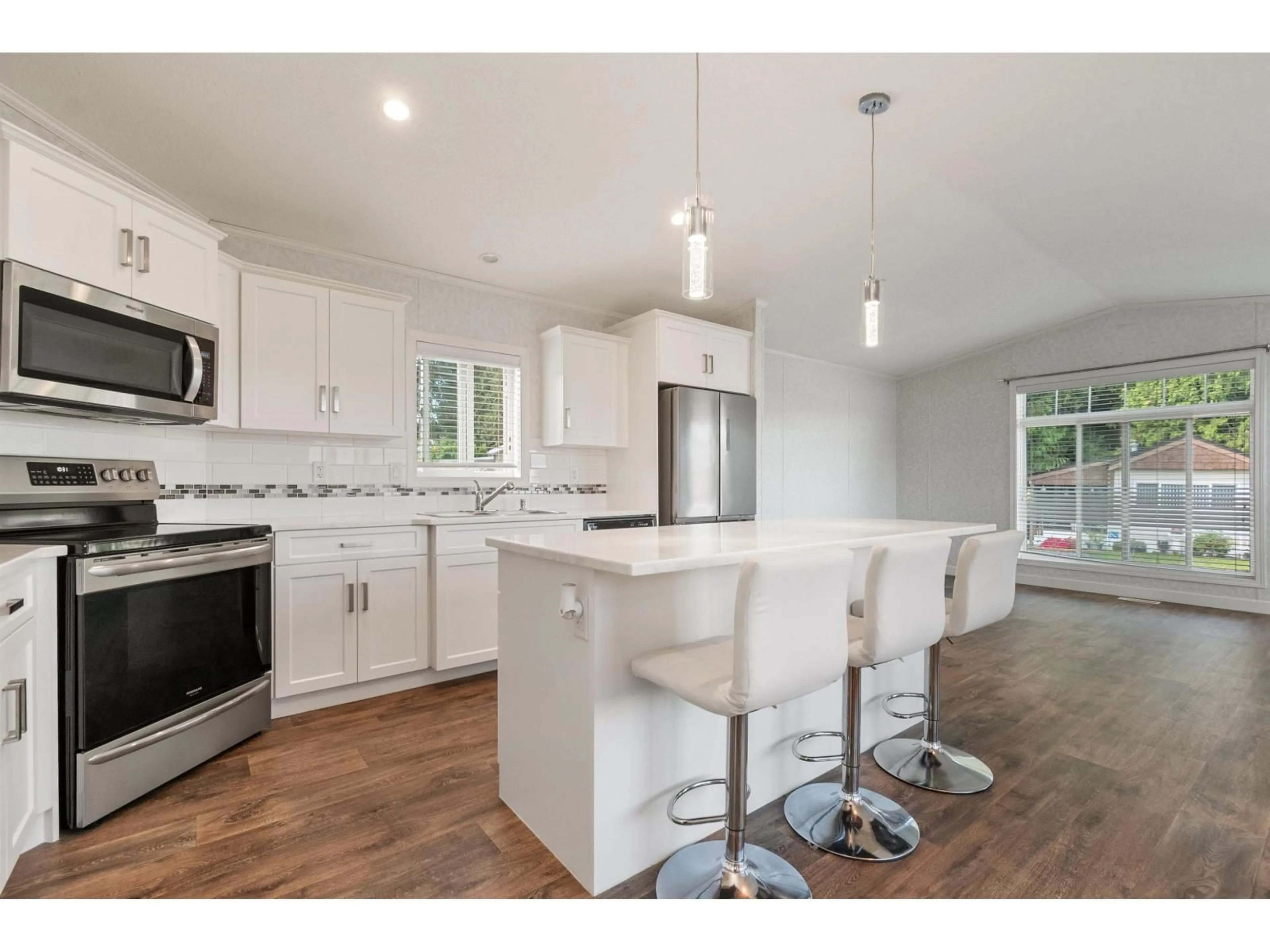 Open concept kitchen, unknown for 25 - 6035 VEDDER ROAD, Chilliwack British Columbia V2R1E5