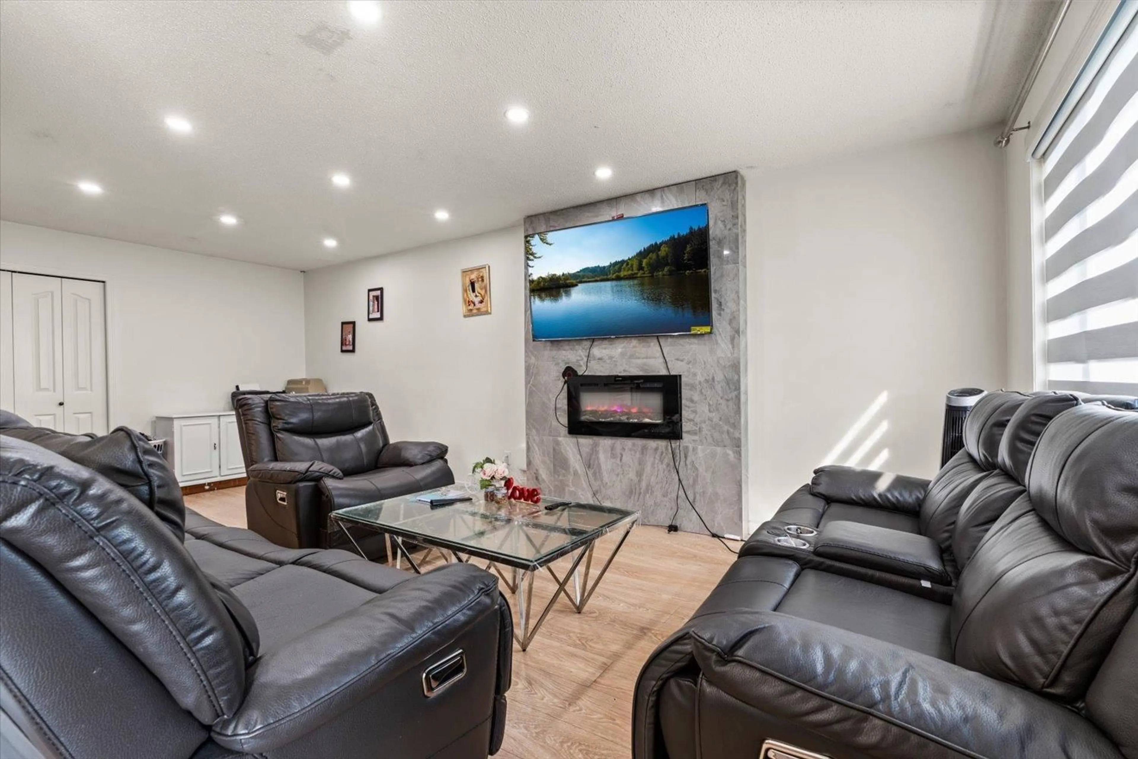 Home theater for 10 - 46260 HARFORD STREET, Chilliwack British Columbia V2P2W3