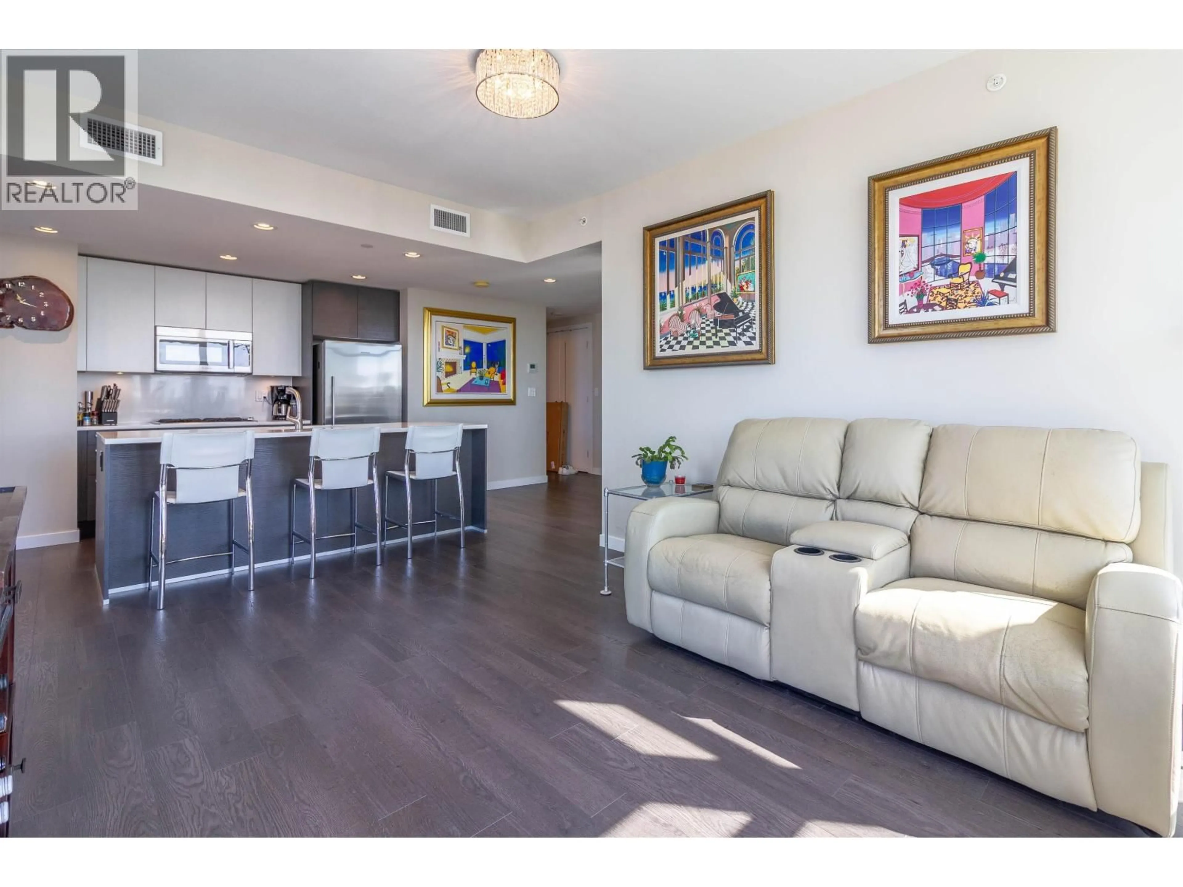 Living room with furniture, unknown for 2301 - 4485 SKYLINE DRIVE, Burnaby British Columbia V5C0J2