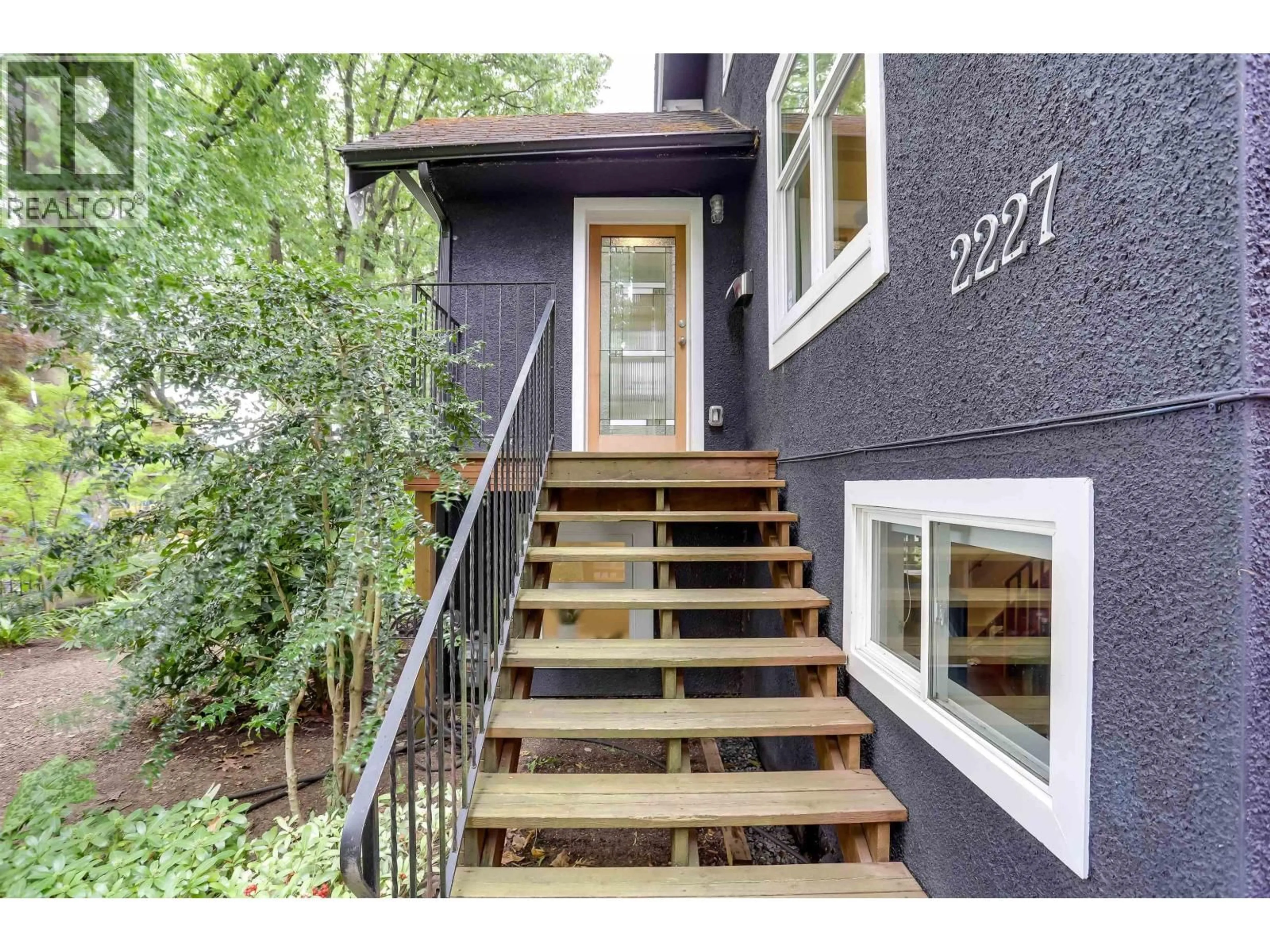 Unknown for 2227 7TH AVENUE, Vancouver British Columbia V5N1S8