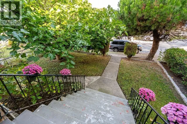 1342 GRANT STREET, Vancouver 3