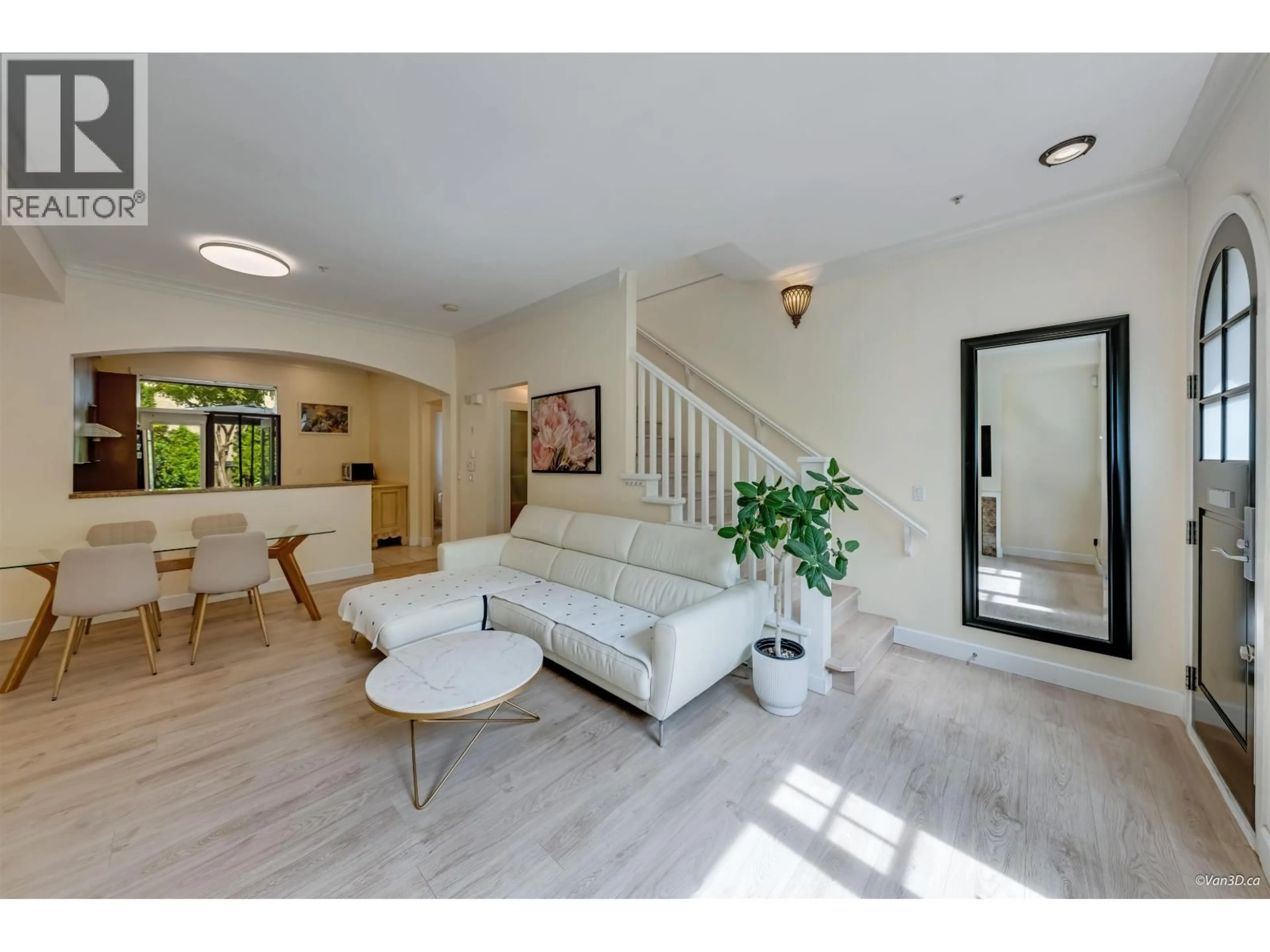 Living room with furniture, unknown for 989 38TH AVENUE, Vancouver British Columbia V5Z2L7