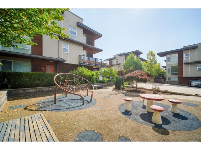 69 - 16222 23A AVENUE, Surrey 3