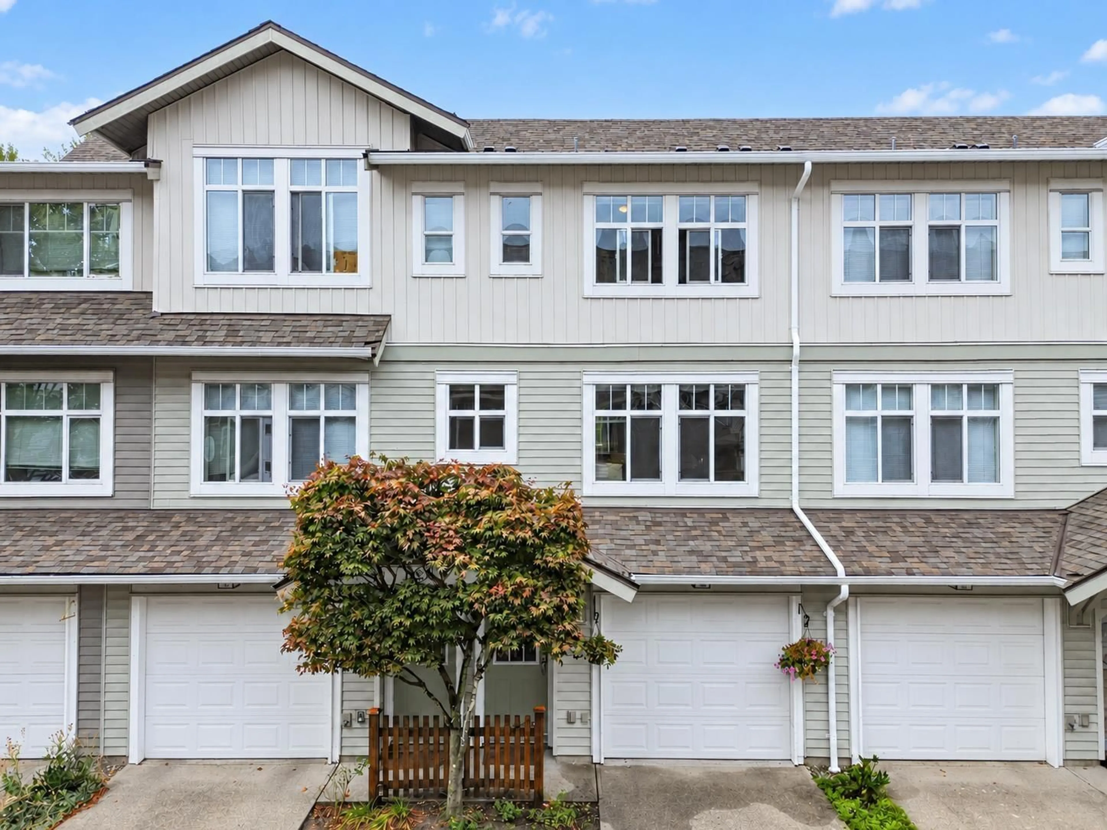 Home with vinyl exterior material, street for 184 - 16177 83 AVENUE, Surrey British Columbia V4N5T3