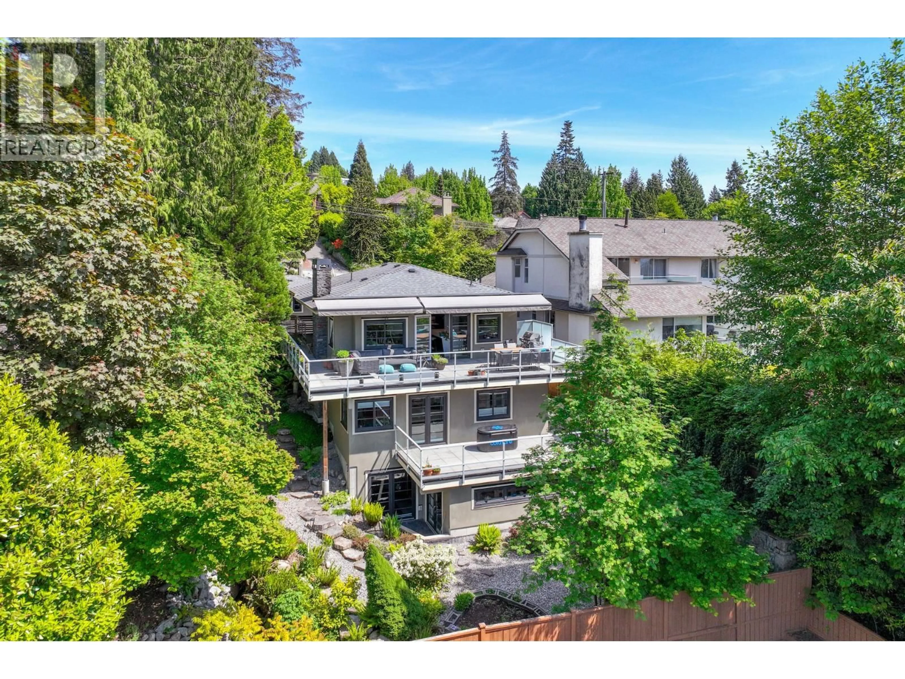 A pic from outside/outdoor area/front of a property/back of a property/a pic from drone, unknown for 4041 PROSPECT ROAD, North Vancouver British Columbia V7N3L6
