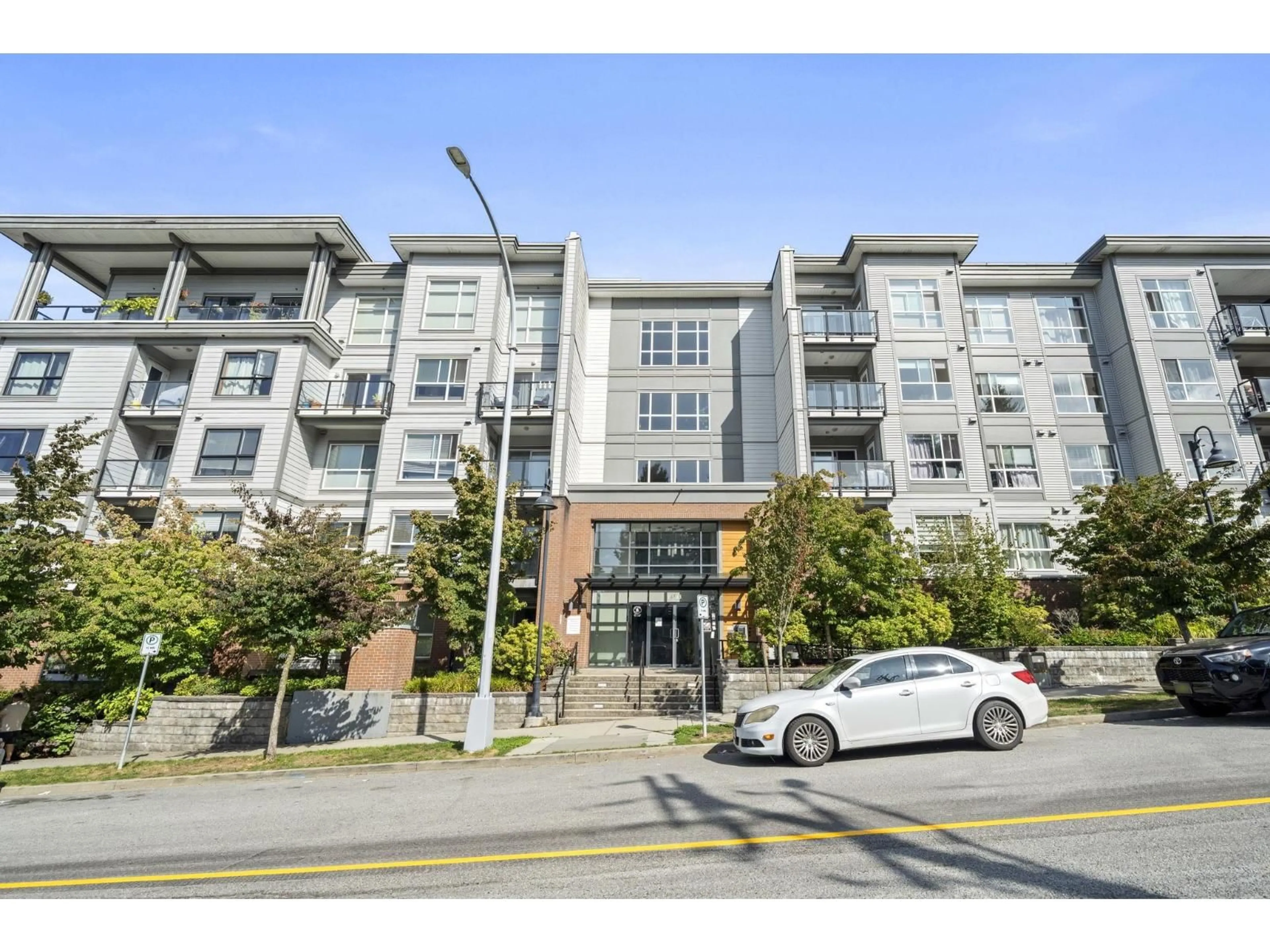 Unknown for 216 - 13733 107A AVENUE, Surrey British Columbia V3T0B7
