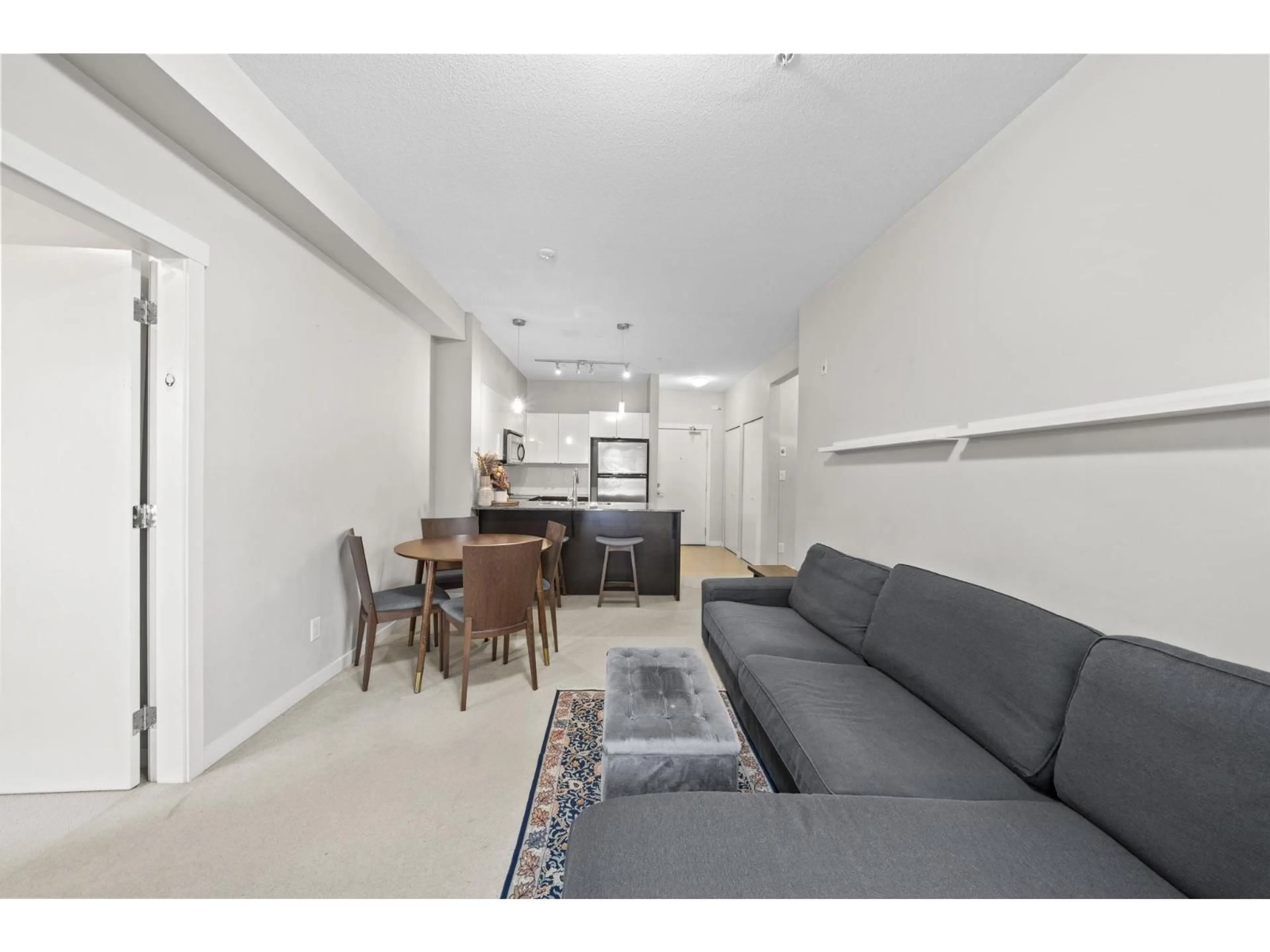 Living room with furniture, unknown for 216 - 13733 107A AVENUE, Surrey British Columbia V3T0B7
