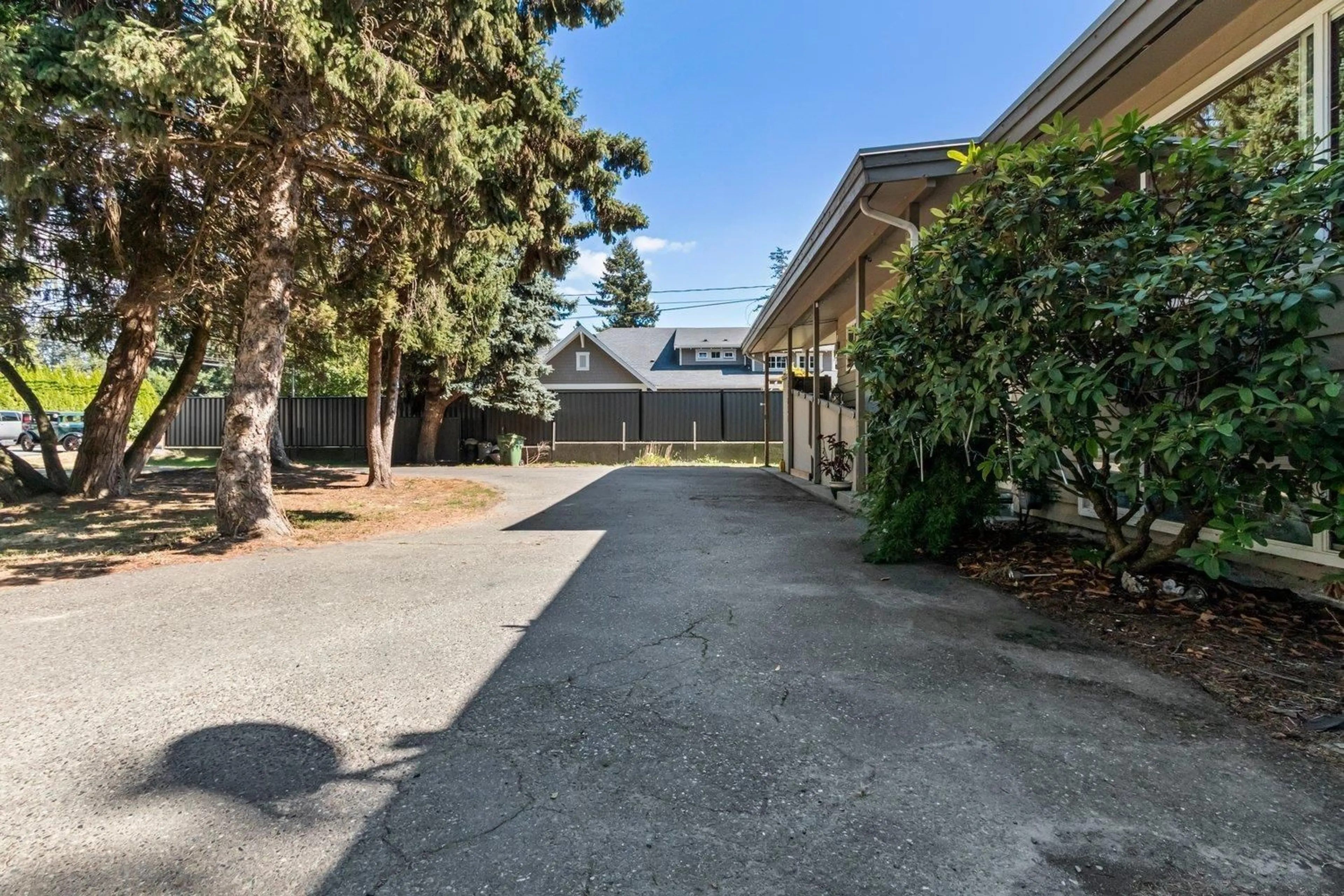 Unknown for 44850 KEITH WILSON ROAD, Chilliwack British Columbia V2R3J9