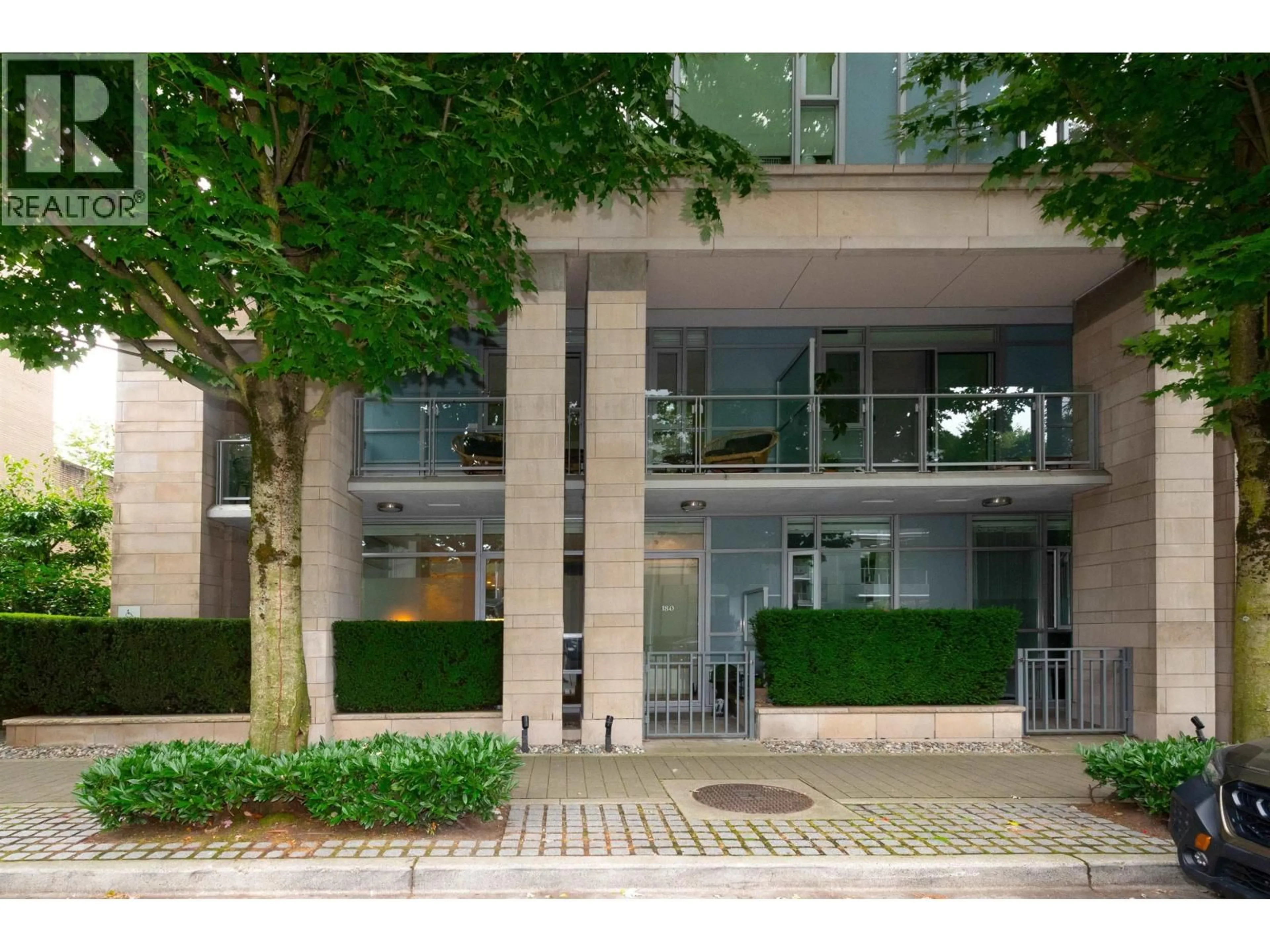 Indoor foyer for 180 ATHLETES WAY, Vancouver British Columbia V5Y0B5