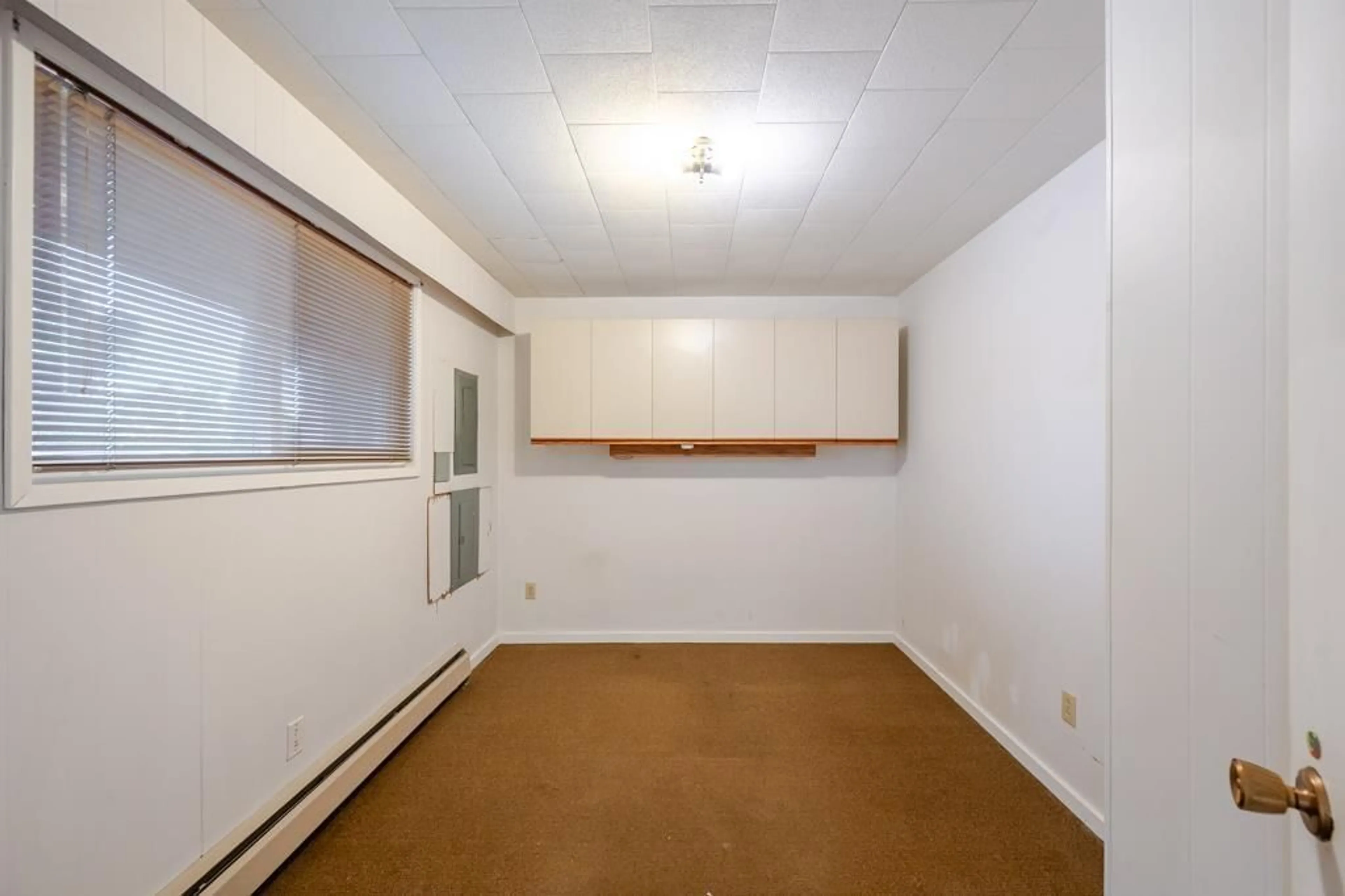 A pic of a room for 32670 AVALON CRESCENT, Abbotsford British Columbia V2T3S6
