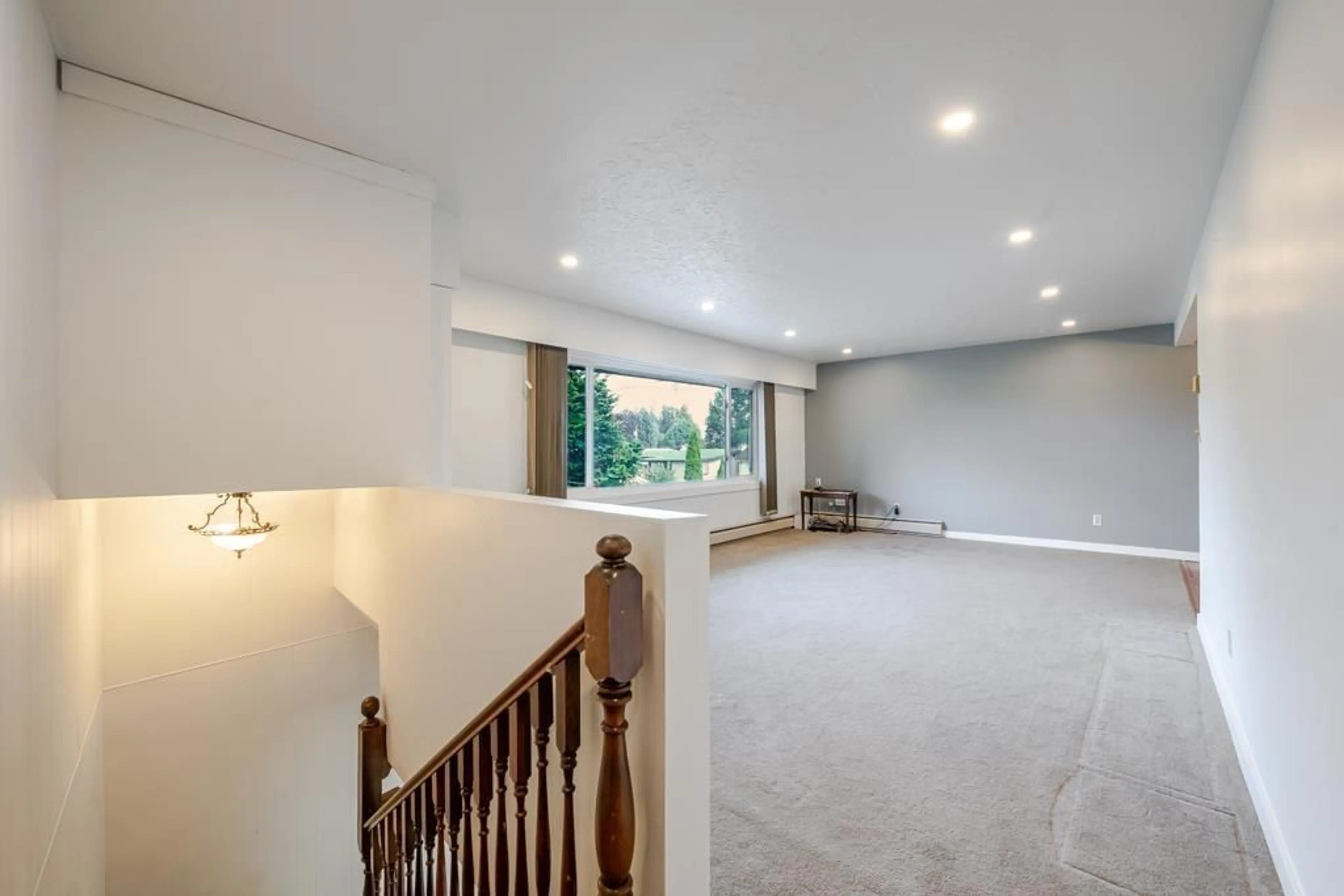 Unknown for 32670 AVALON CRESCENT, Abbotsford British Columbia V2T3S6