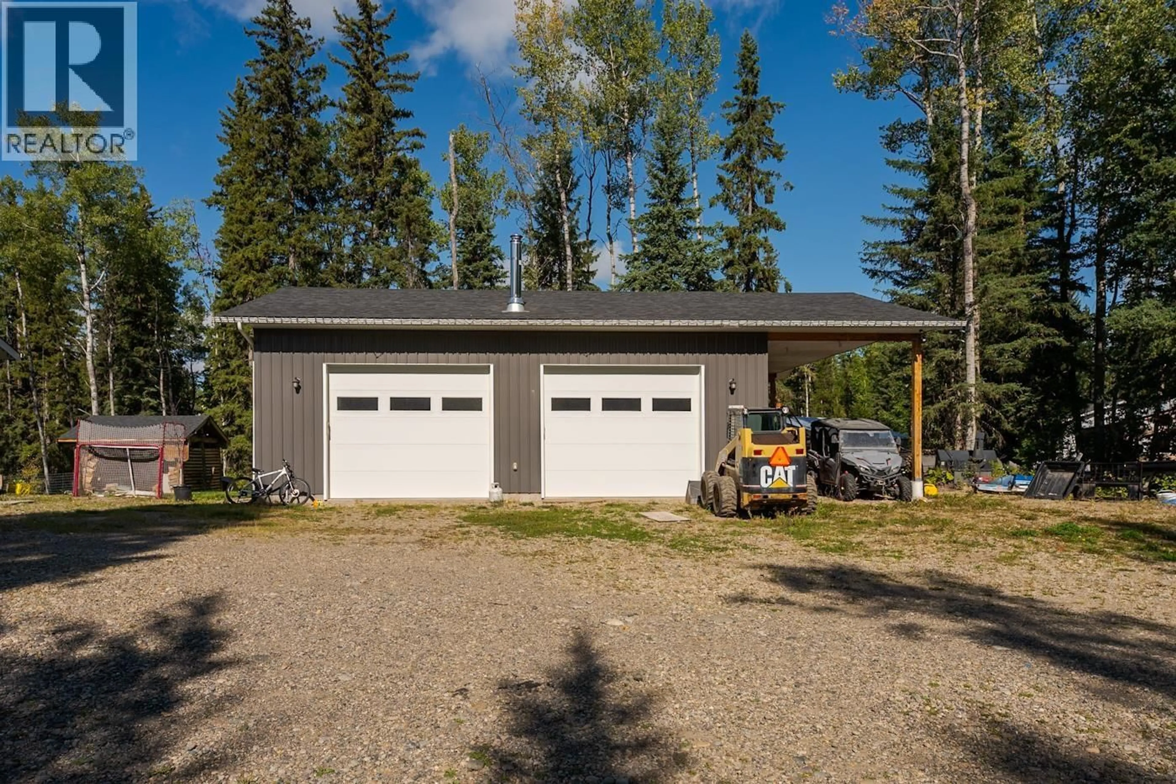 Indoor garage for 8615 ROBSON ROAD, Prince George British Columbia V2N6B3